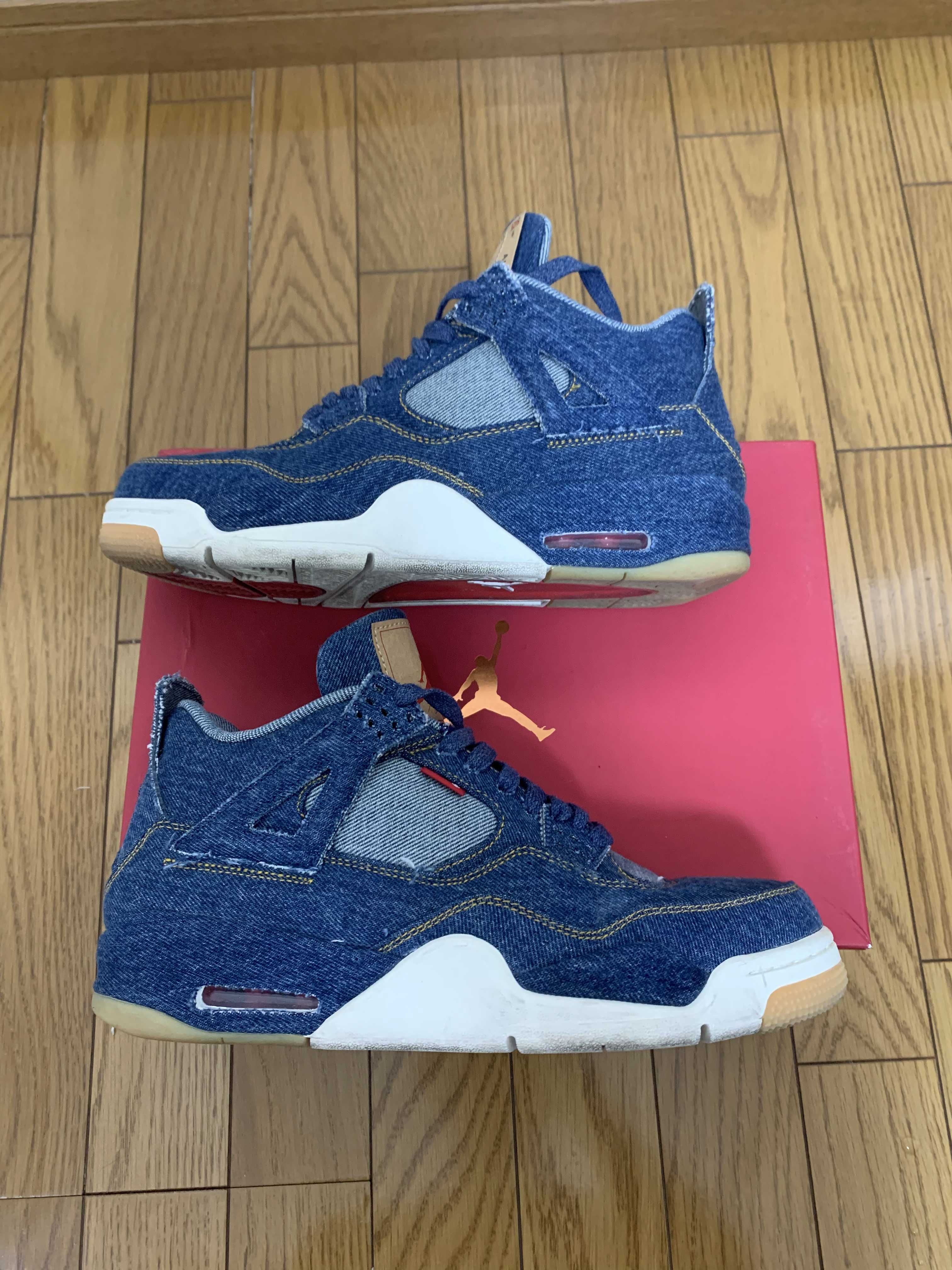 Nike × Levi's Air Jordan 4 "Denim"(タグ:LEVIS®)