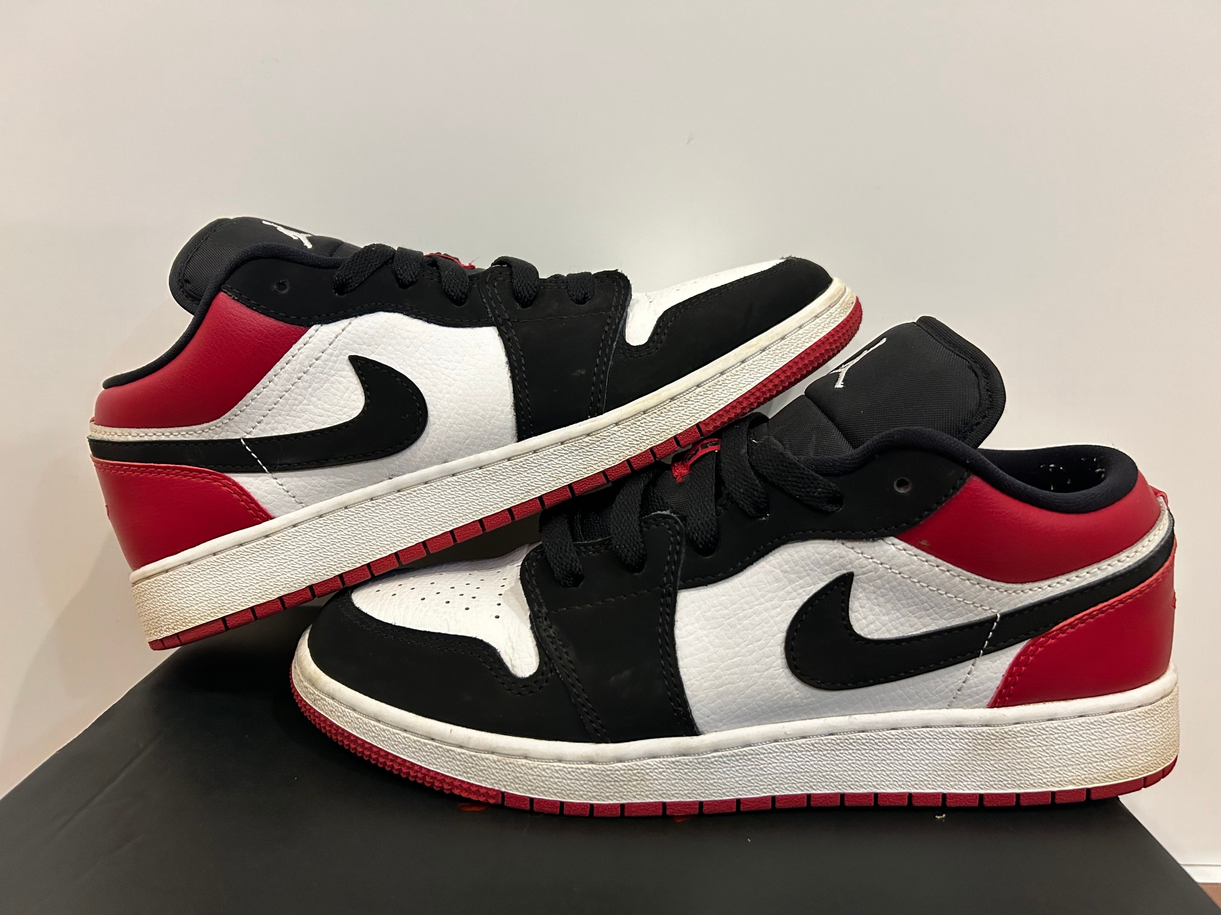Nike Air Jordan 1 Low "Black Toe"