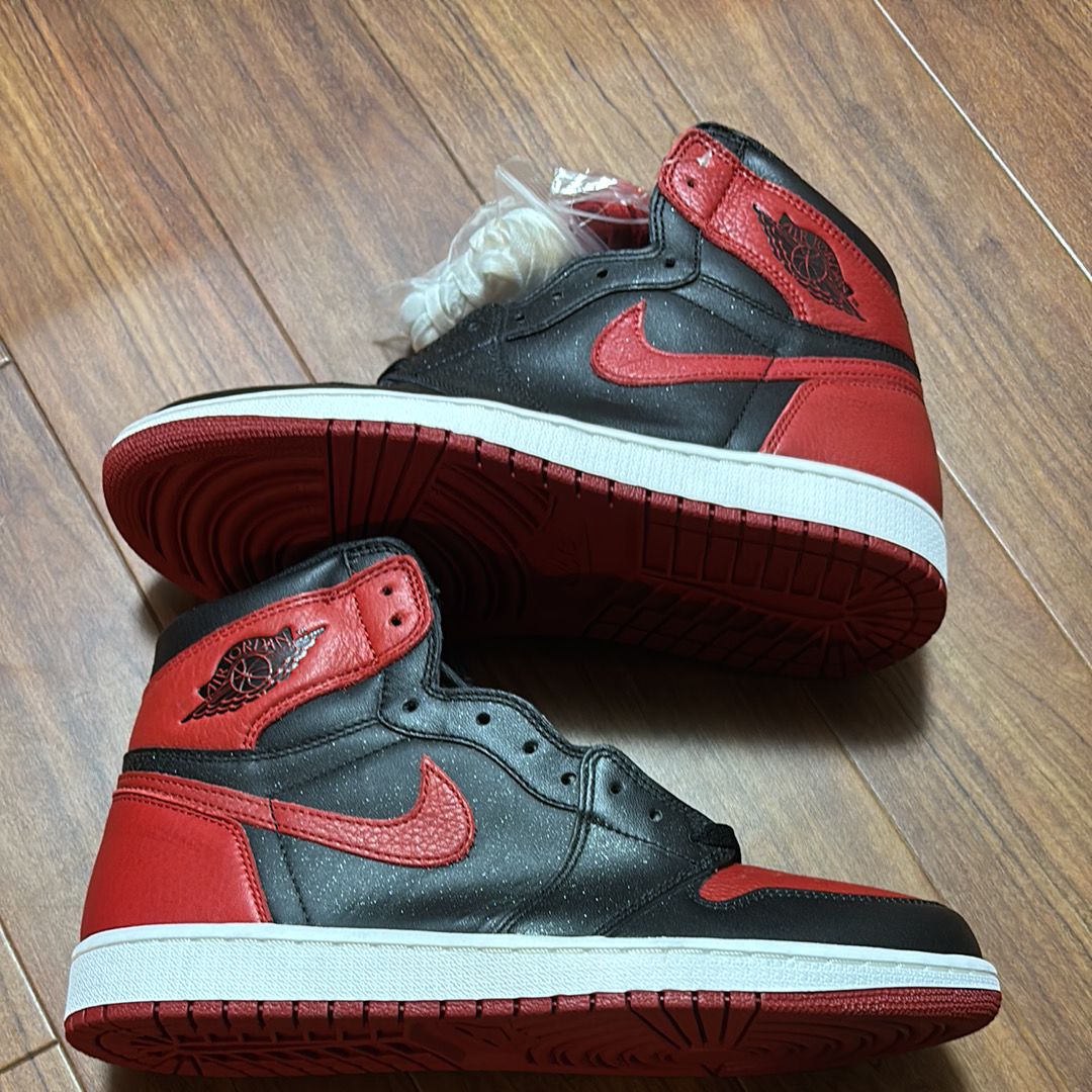 Nike Air Jordan 1 Retro High OG "Bred/Banned" (2016)