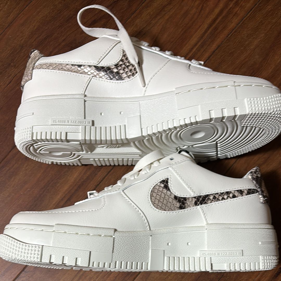 Nike Women's Air Force 1 Pixel SE "Snake" 