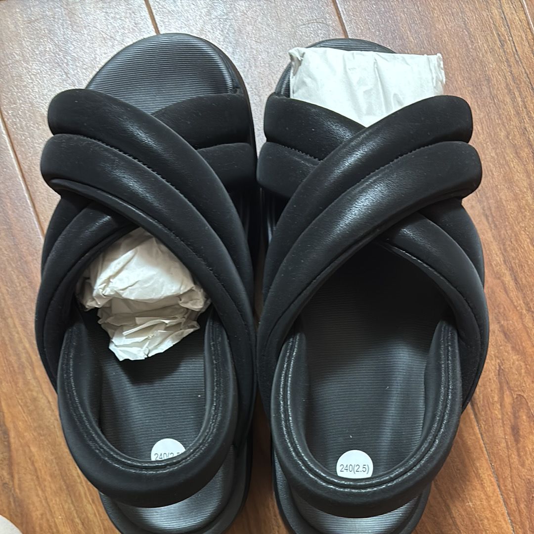 Nike Women's Air Max Isla Sandal "Black/Anthracite"