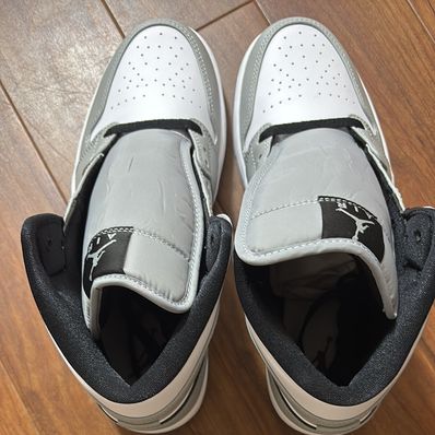 Nike Air Jordan 1 Mid "Light Smoke Grey/White/Black"