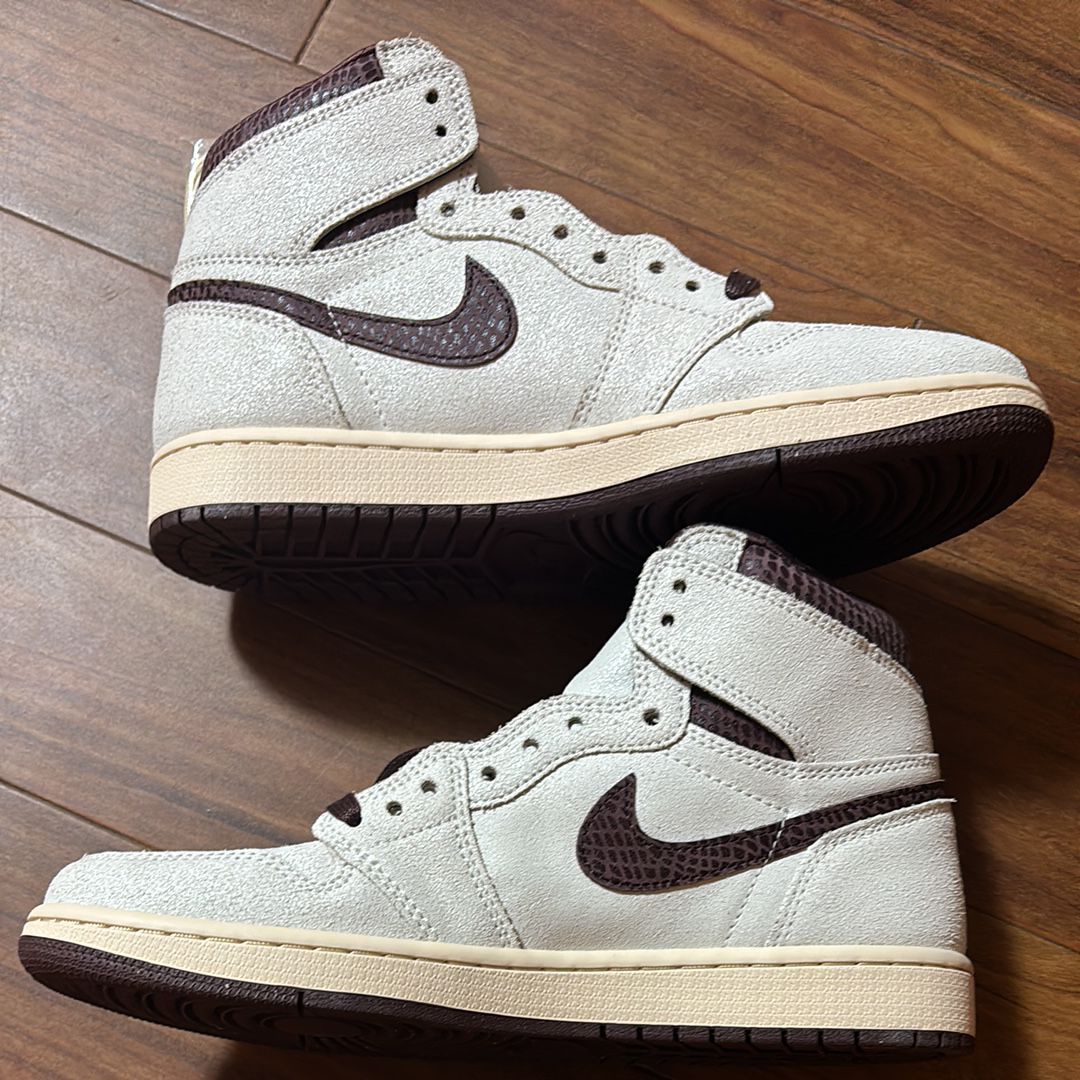 A Ma Maniere × Nike Air Jordan 1 Retro High OG "Sail and Burgundy"