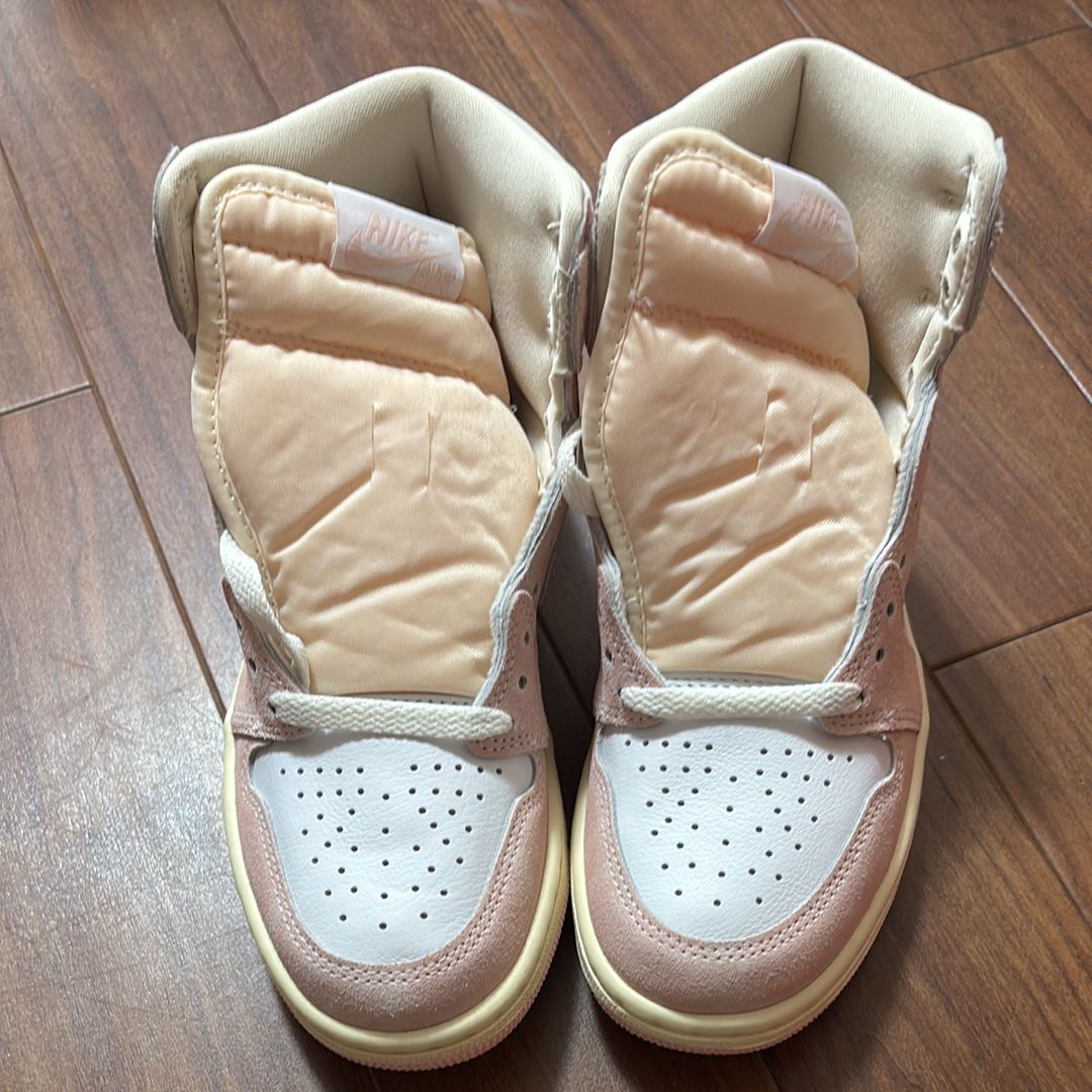 Nike Women's Air Jordan 1 Retro High OG "Washed Pink"