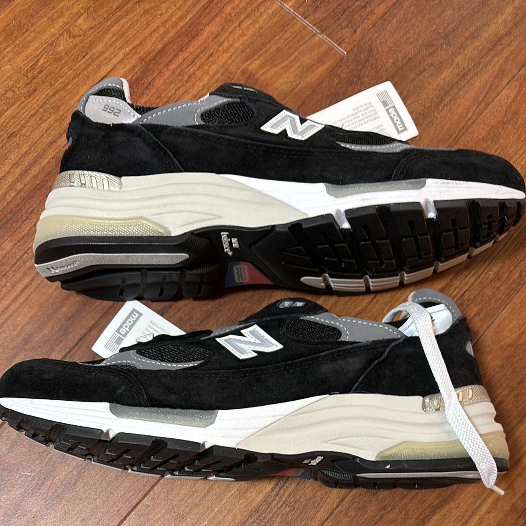 New Balance 992 