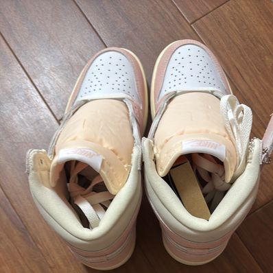 Nike Women's Air Jordan 1 Retro High OG "Washed Pink"