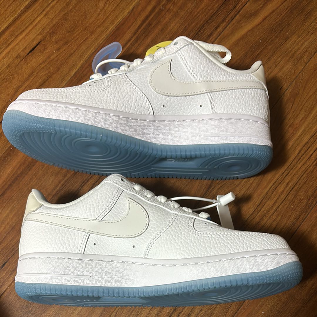 Nike Women's Air Force 1 Low UV "White"