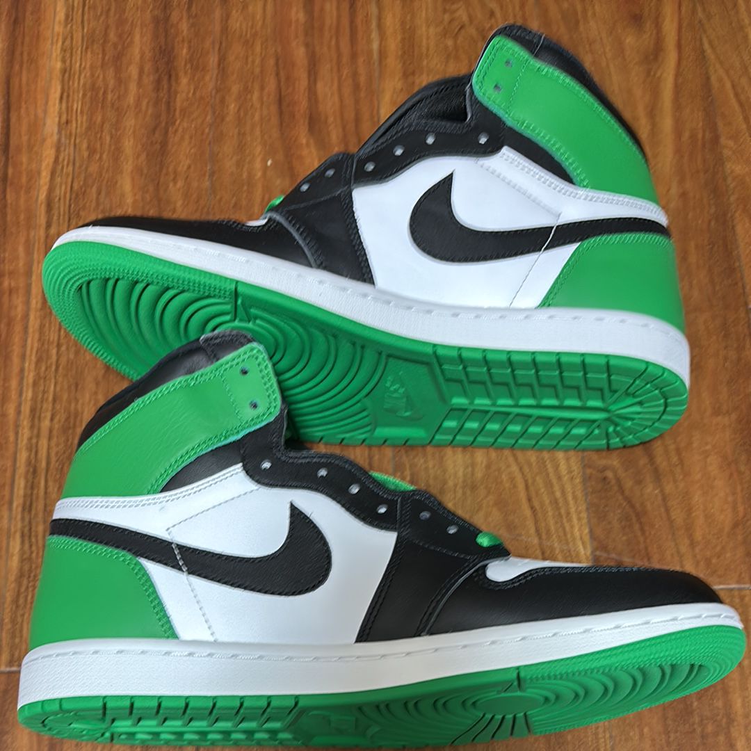 Nike Air Jordan 1 Retro High OG "Celtics/Black and Lucky Green" (2023)