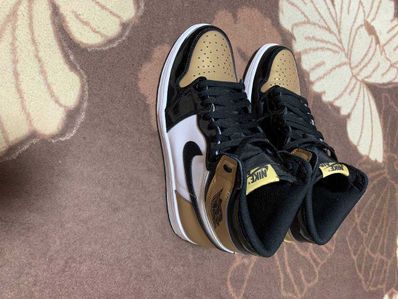 Nike Air Jordan 1 Retro High OG NRG "Gold Toe"