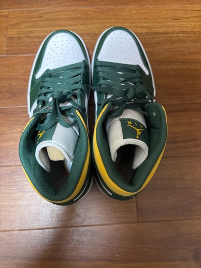Nike Air Jordan 1 Mid "Seattle Supersonics"