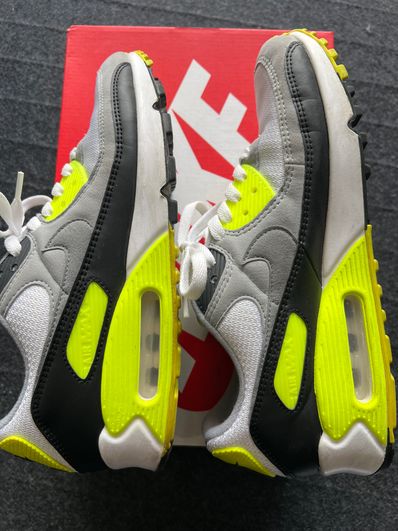 NIKE AIR MAX 90 "VOLT/PARTICLE GREY"