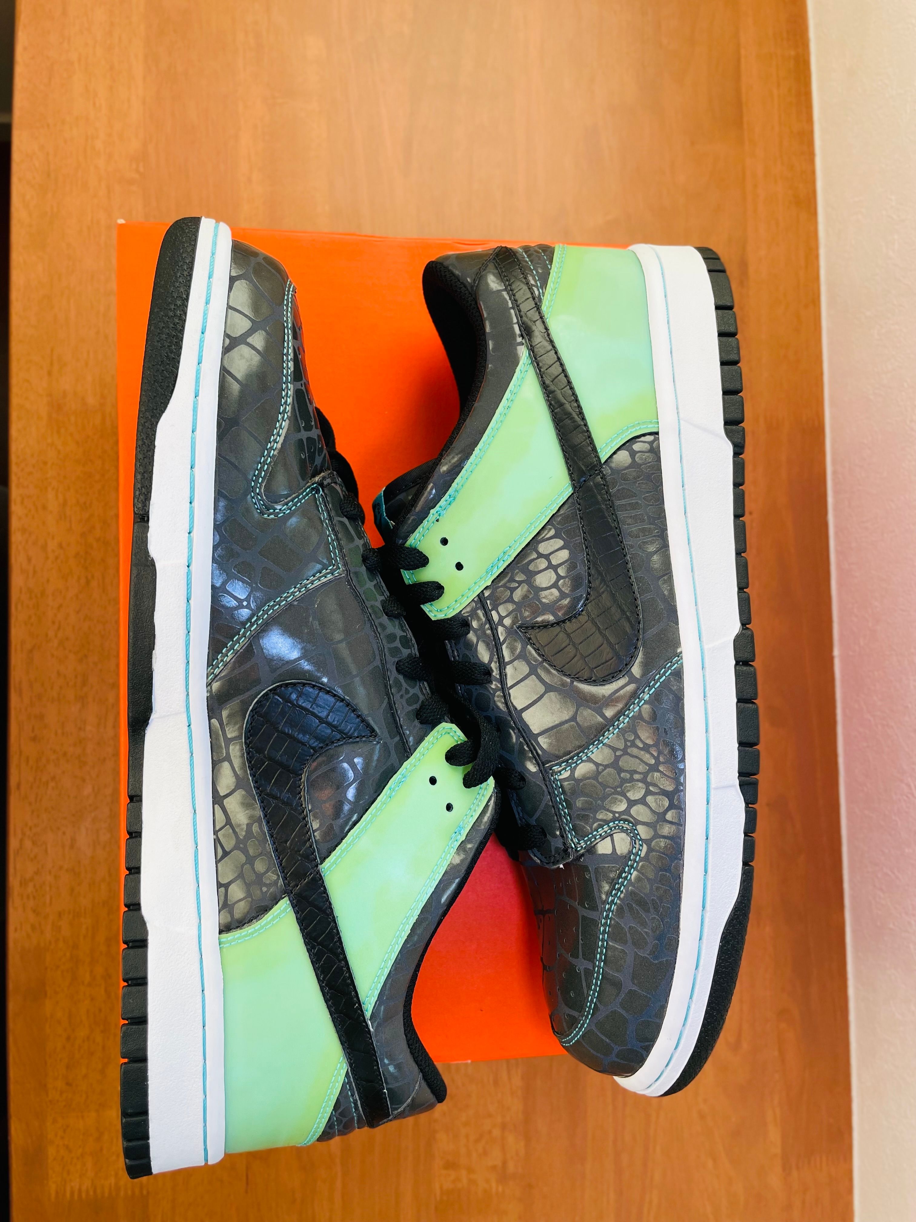 Nike Dunk Low "Un-Tiffany"