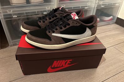 Travis Scott × Nike Air Jordan 1 Low OG SP-T "Black/Dark Mocha"