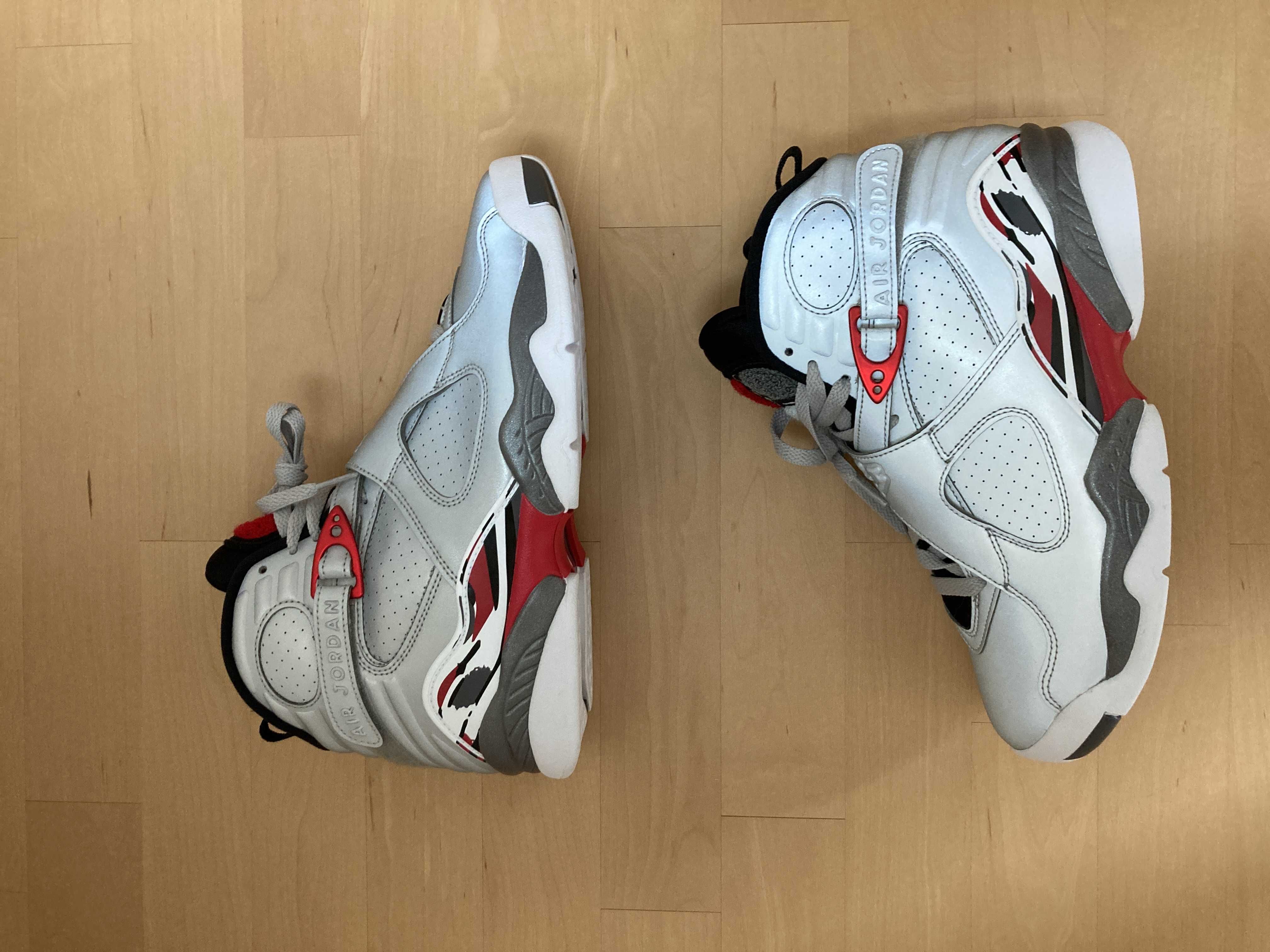 Nike Air Jordan 8 Retro SP "Reflect Silver/Hyper Blue/True Red"