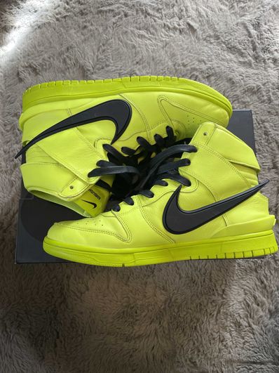 AMBUSH × NIKE DUNK HIGH "FLASH LIME"