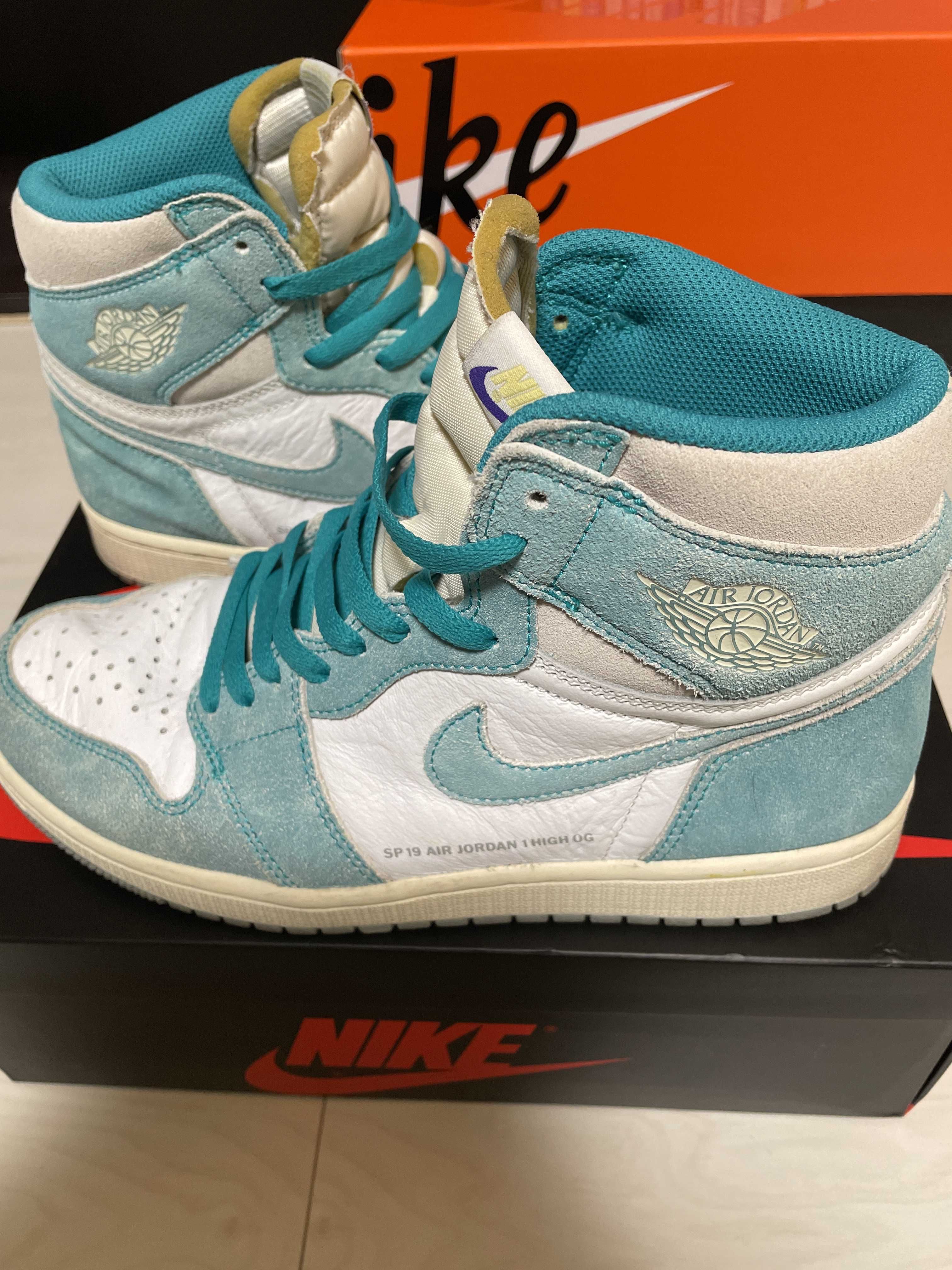 Nike Air Jordan 1 Retro High OG "Turbo Green"