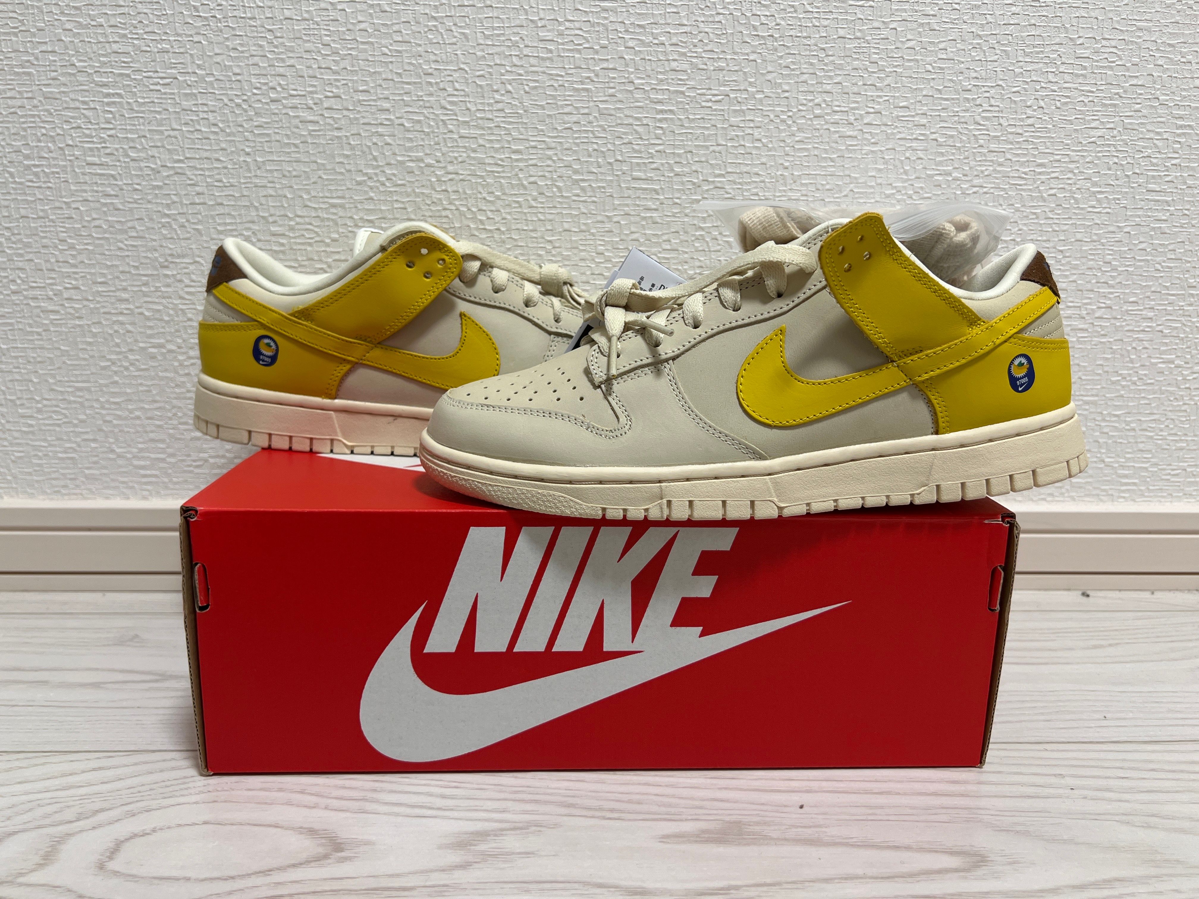 Nike Women's Dunk Low "Banana"