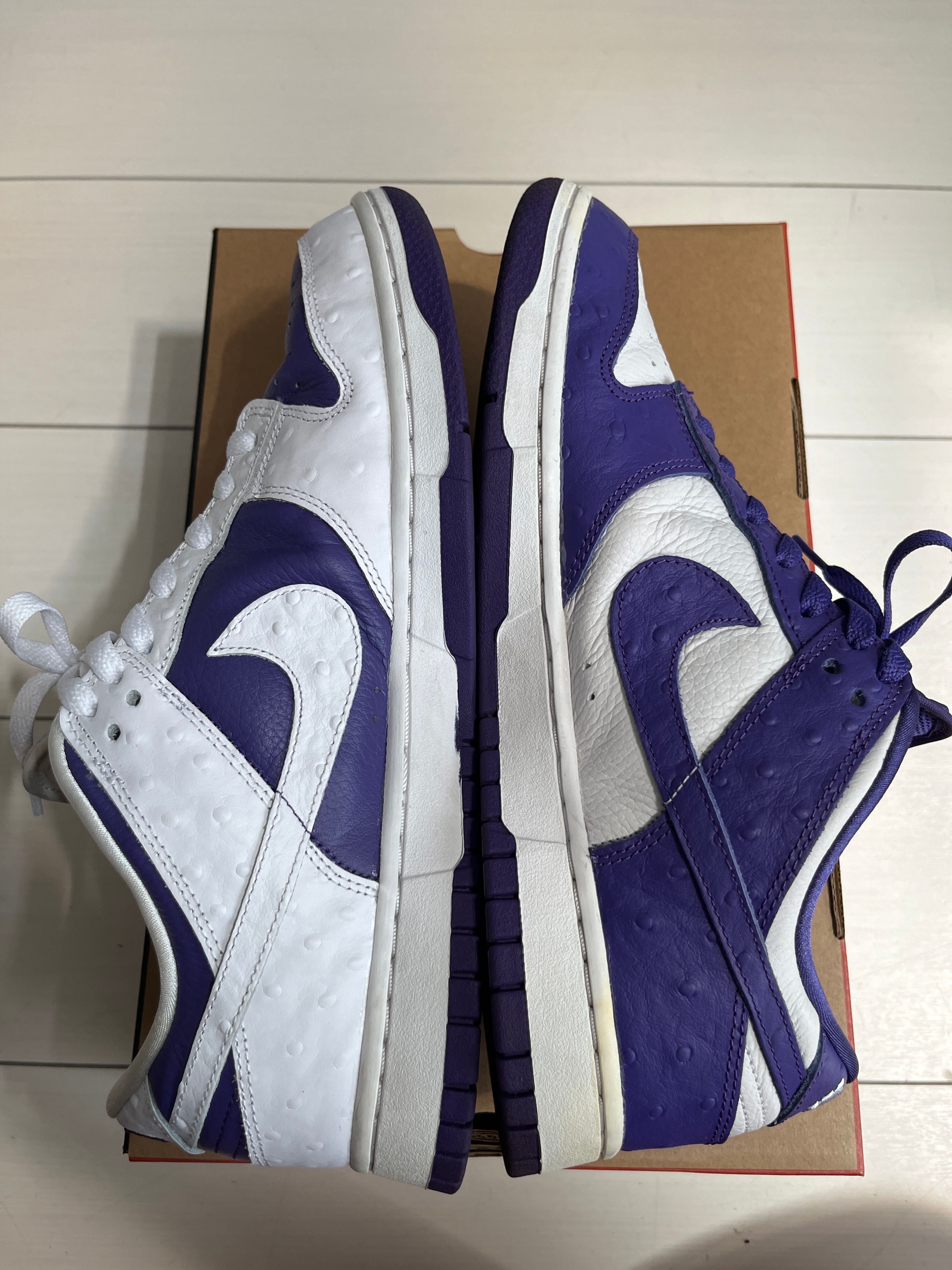 Nike Women's Dunk Low "Made You Look"