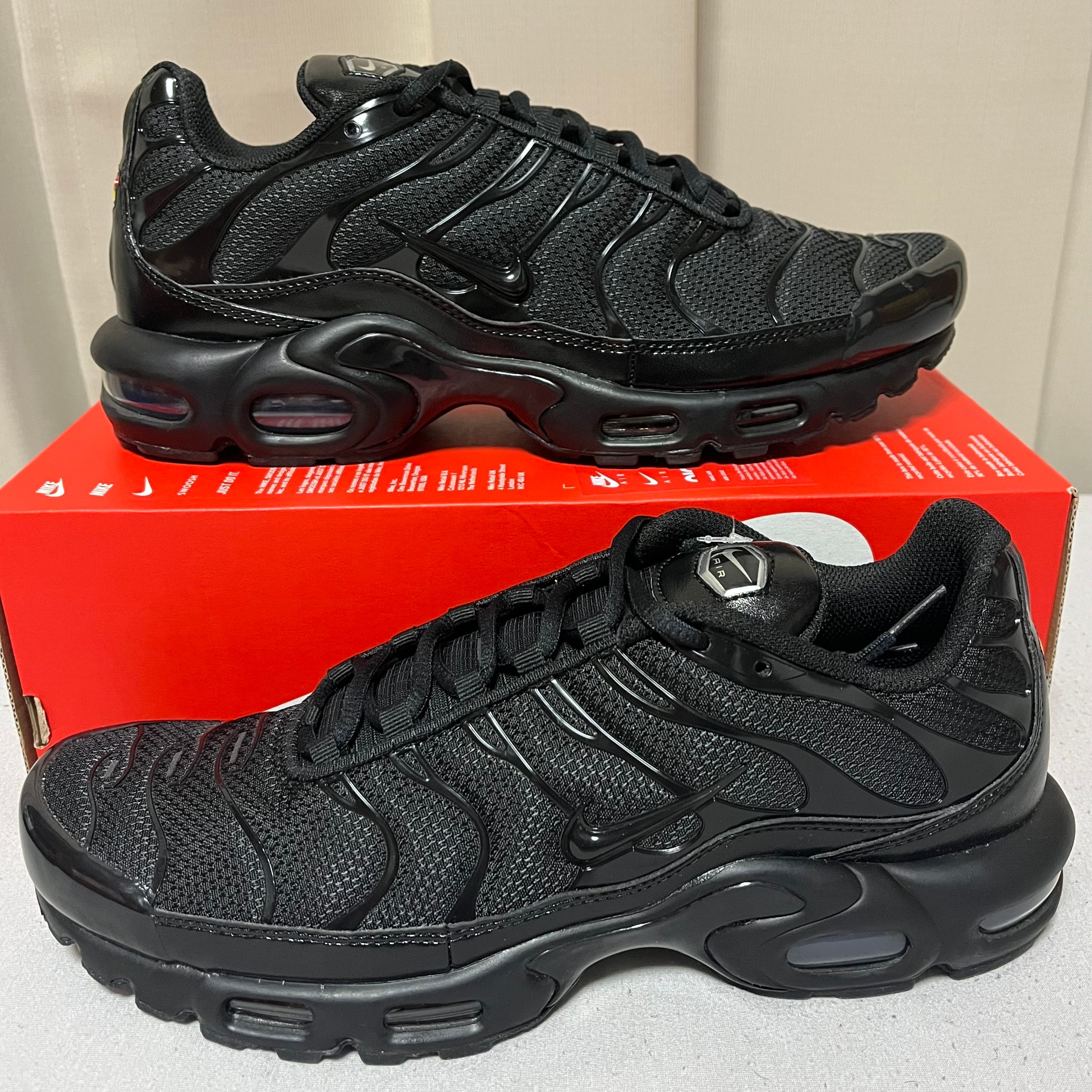 Nike Air Max Plus "Triple Black"