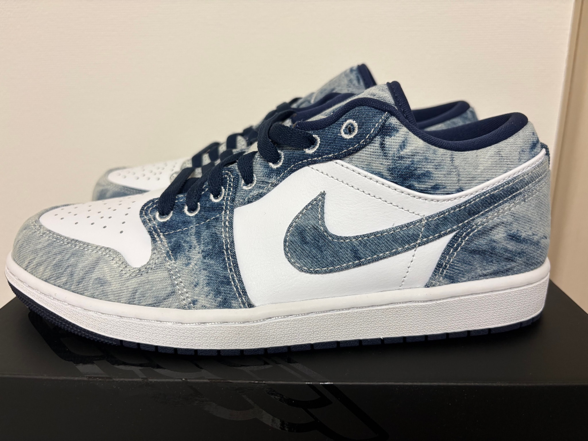 Nike Air Jordan 1 Low "Washed Denim"