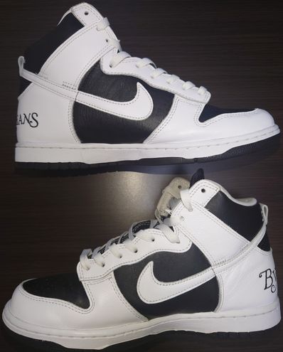 Supreme × Nike SB Dunk High By Any Means "White Black"