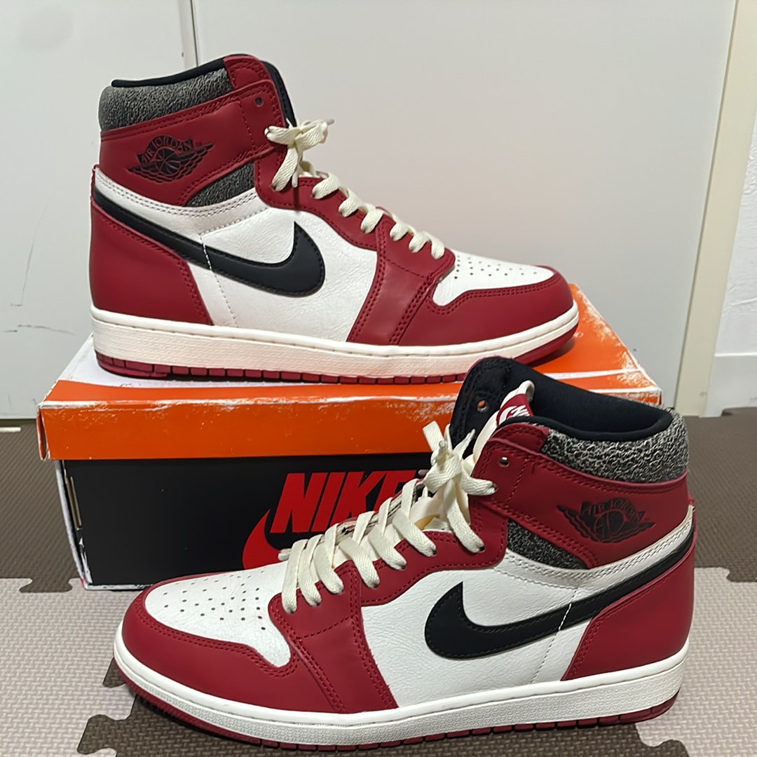 Nike Air Jordan 1 High OG "Lost & Found/Chicago"