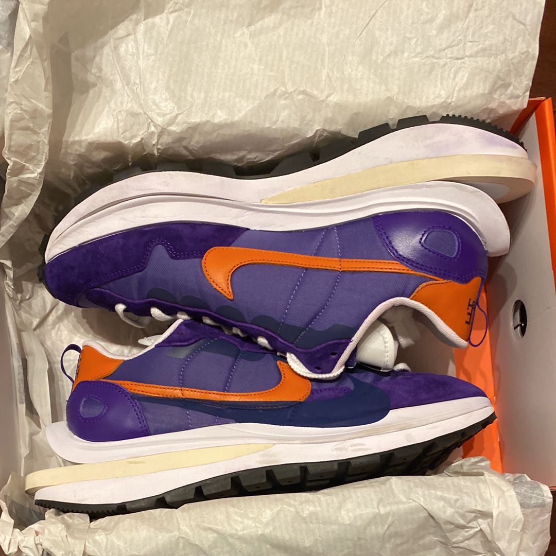 SACAI × NIKE VAPOR WAFFLE "DARK IRIS"