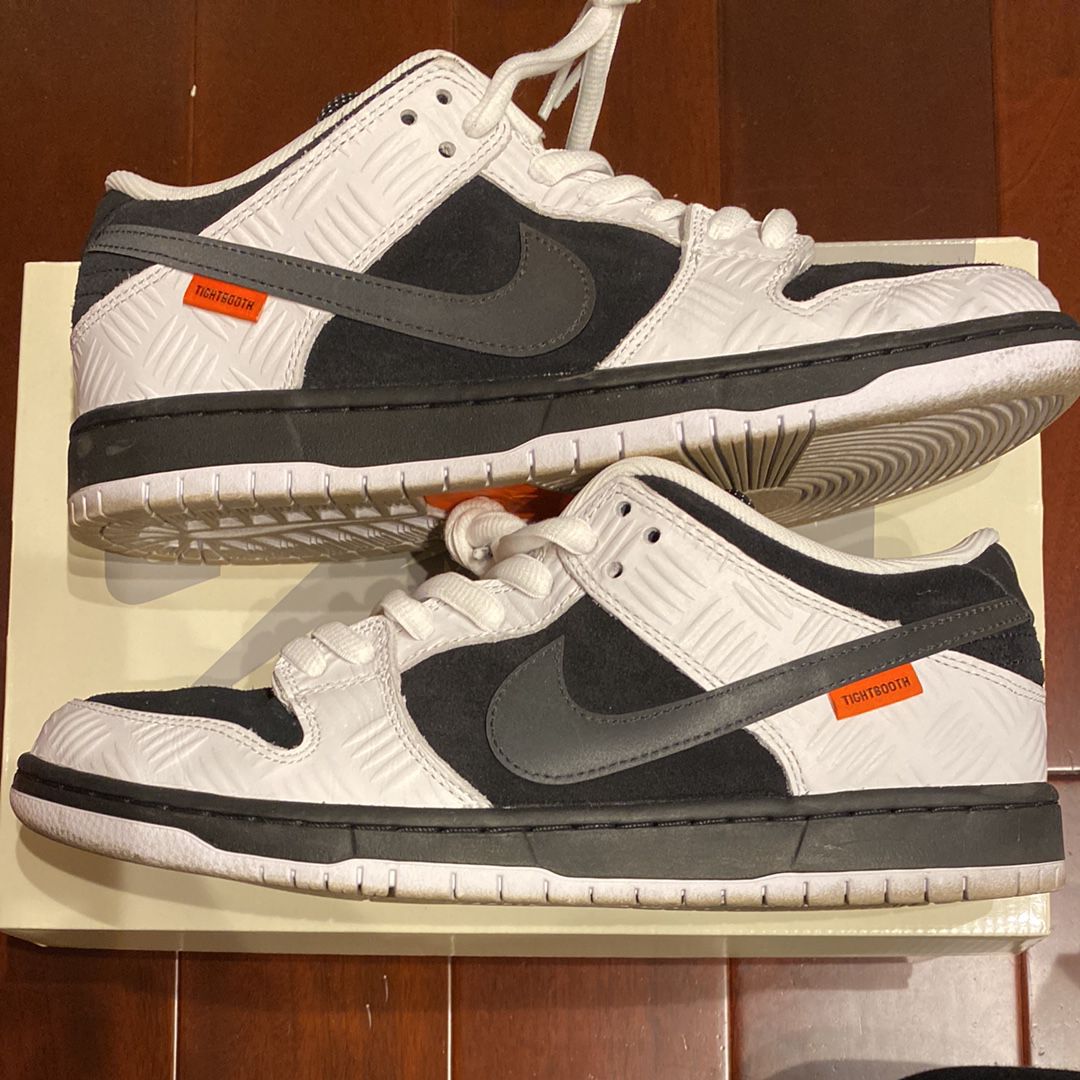 TIGHTBOOTH × Nike SB Dunk Low Pro QS "Black and White"