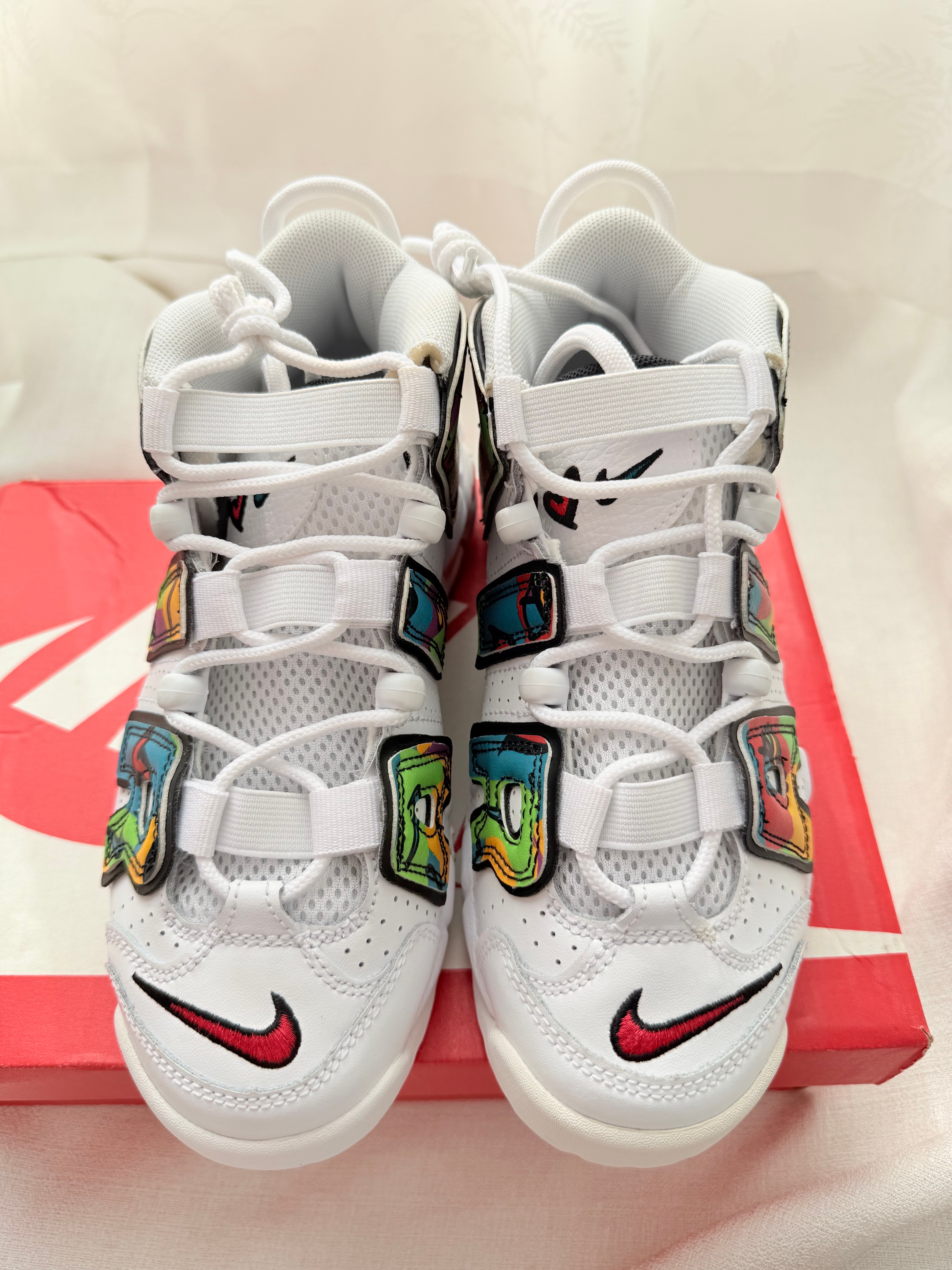 ナイキ エアモアアップテンポ・モアテン (NIKE Air More Uptempo) の