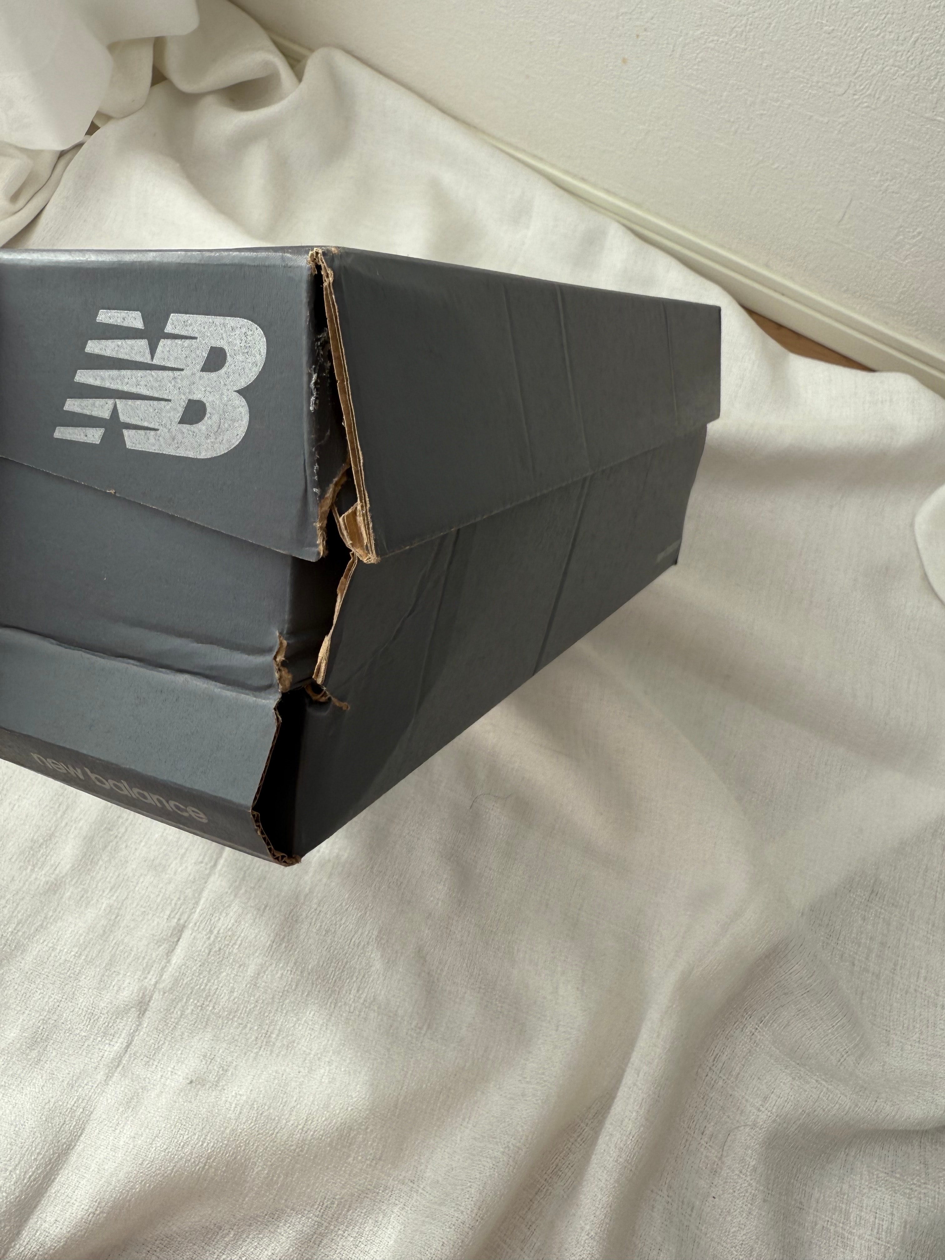 ニューバランス 1906R "シルバー"