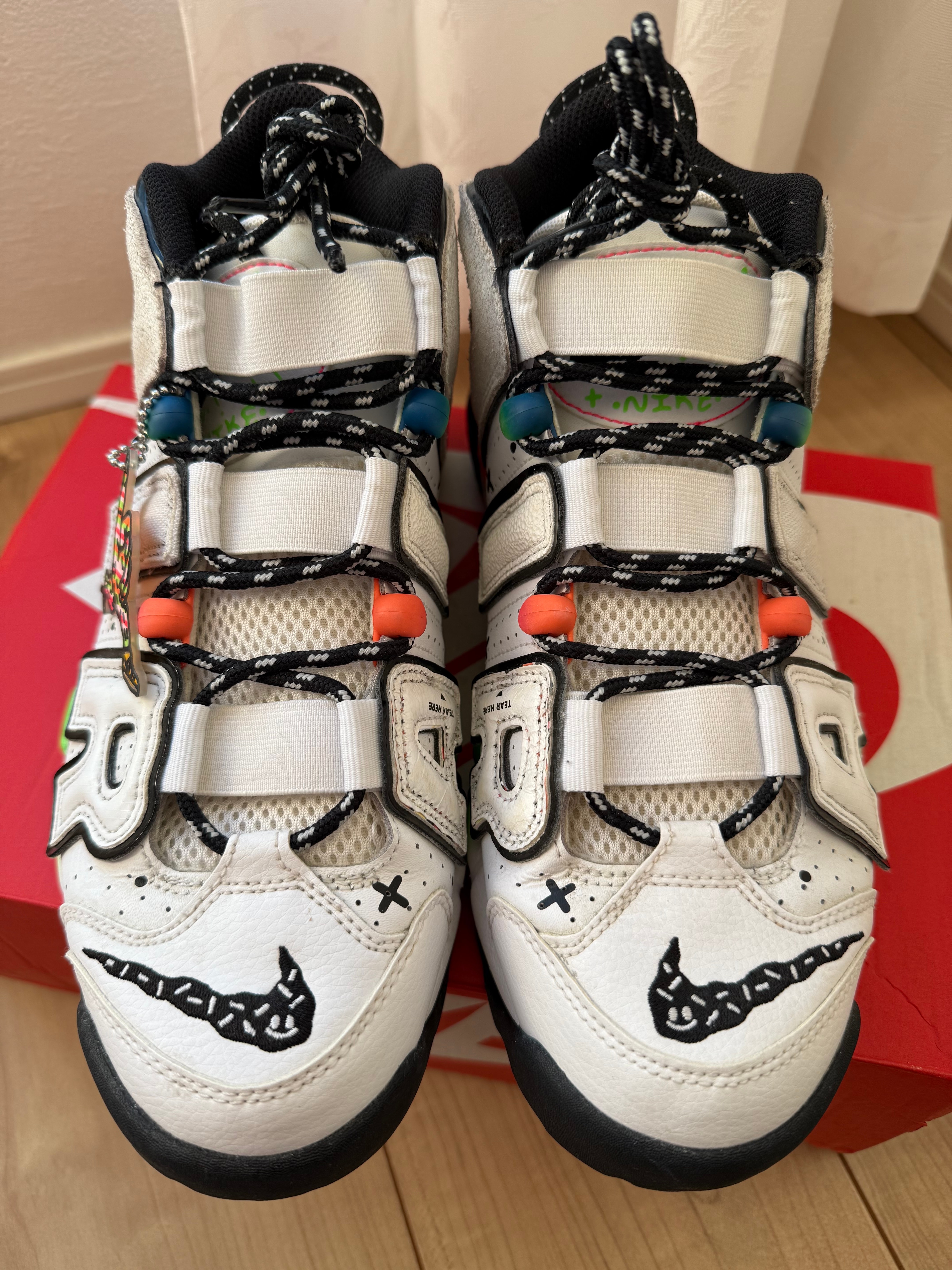 ナイキ エアモアアップテンポ・モアテン (NIKE Air More Uptempo) の