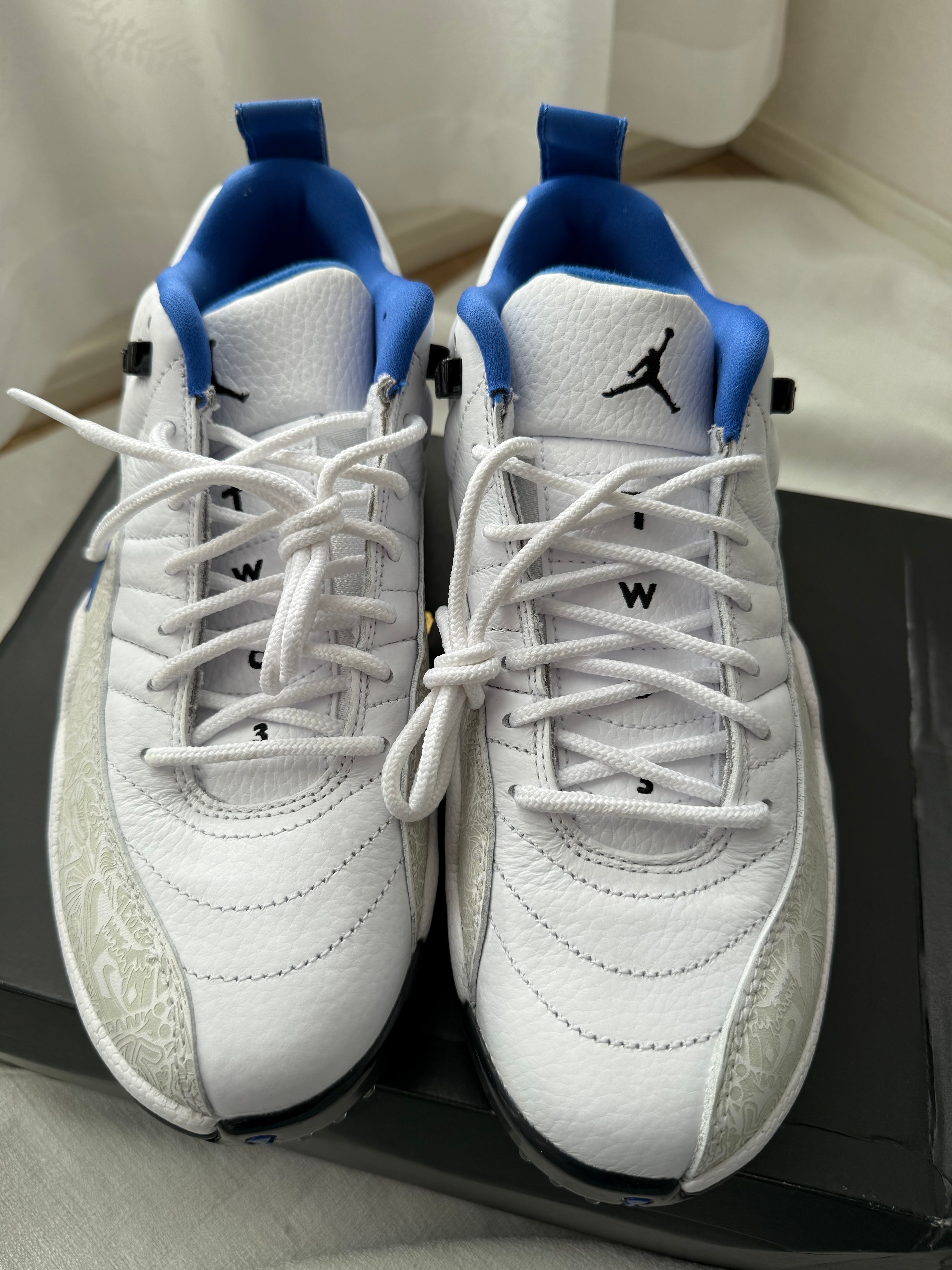 ナイキ エアジョーダン12 ロー ゴルフ "ゲームロイヤル"