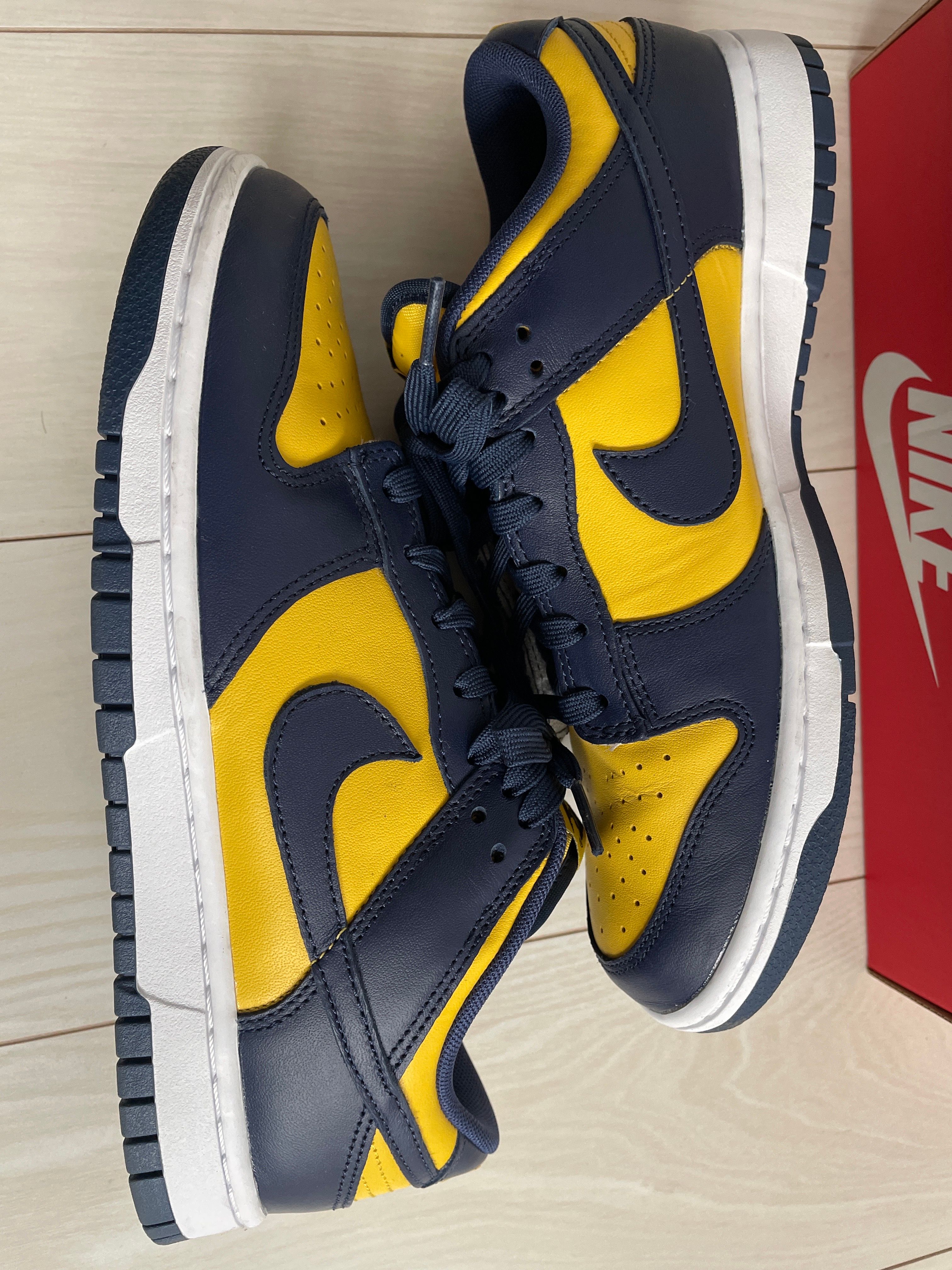 Nike Dunk Low "Michigan"