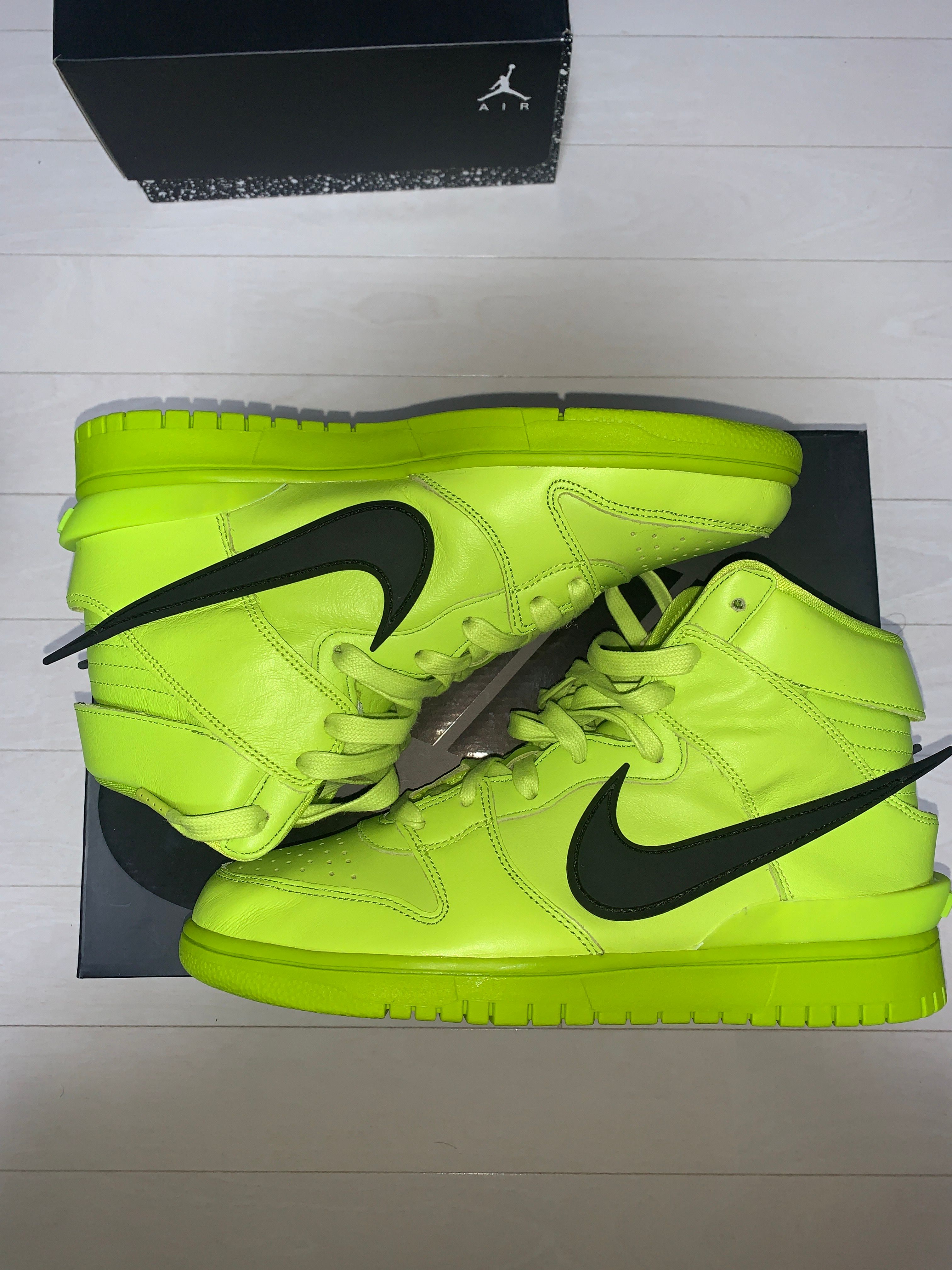 AMBUSH × NIKE DUNK HIGH "FLASH LIME"