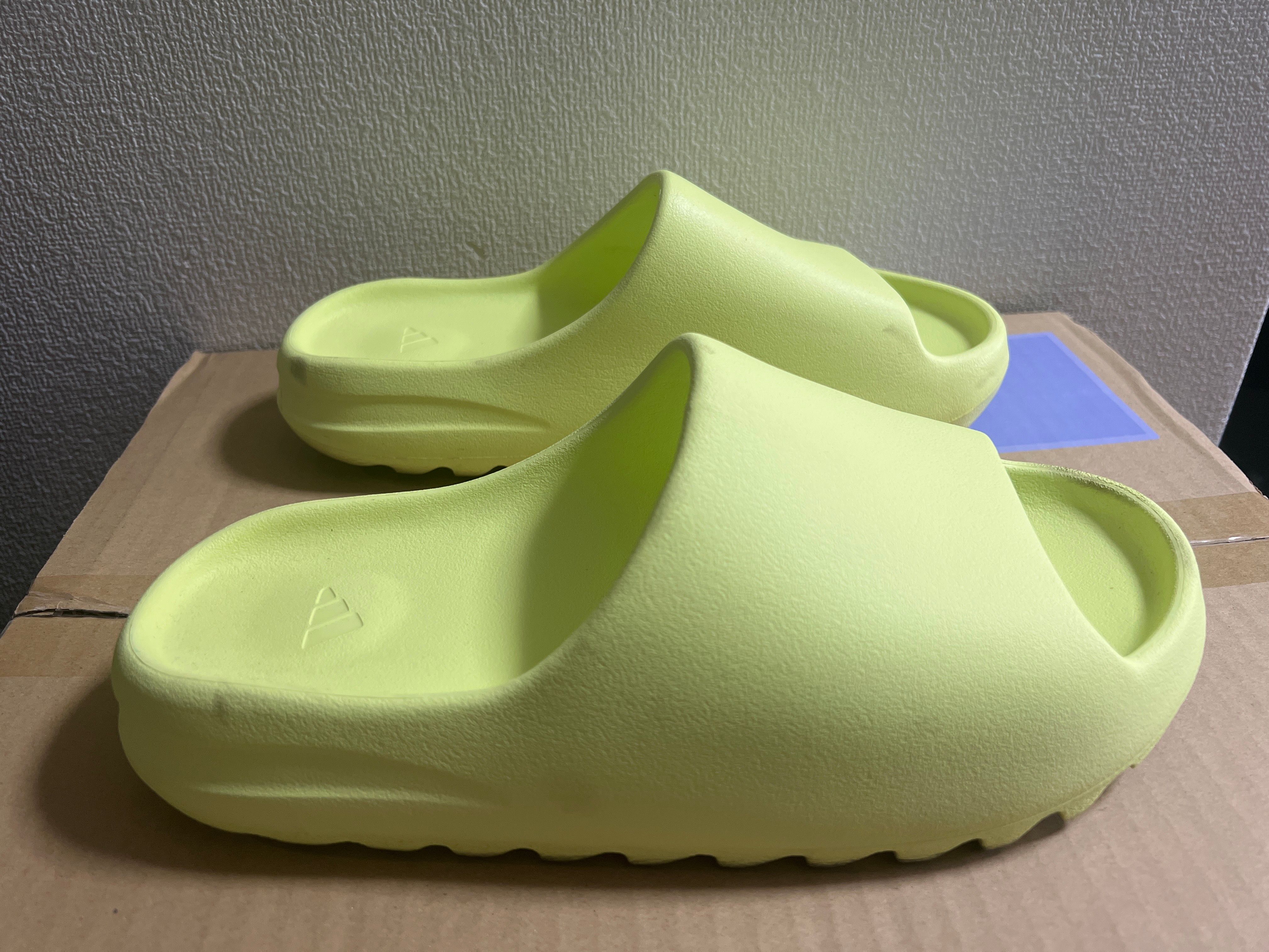 adidas YEEZY Slide "Glow Green"