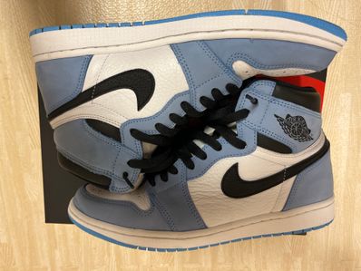 Nike Air Jordan 1 High OG "University Blue"