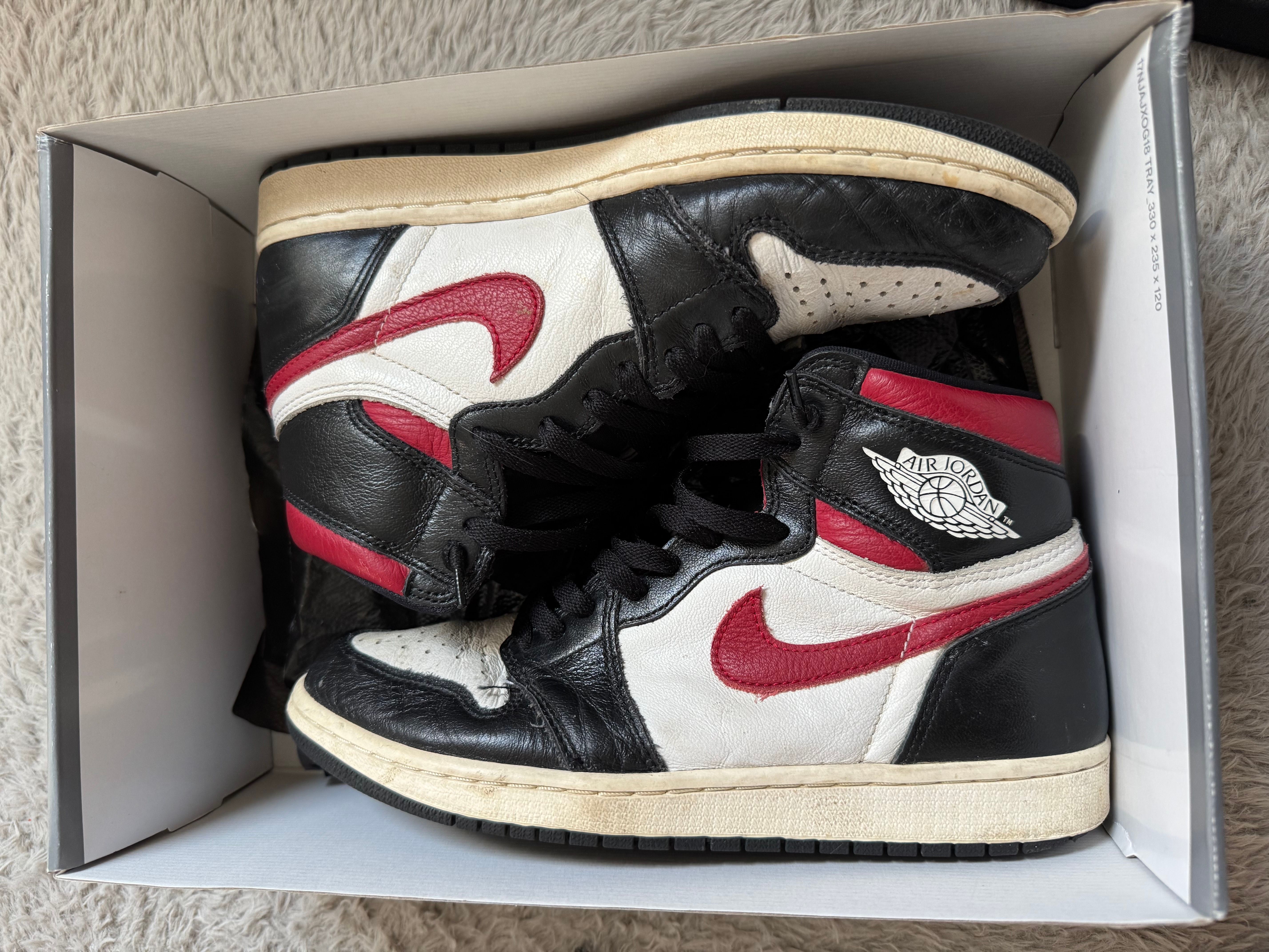 Nike Air Jordan 1 Retro High "Black/White/Sail/Gym Red"