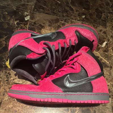 Run The Jewels × Nike SB Dunk High "Active Pink and Black"