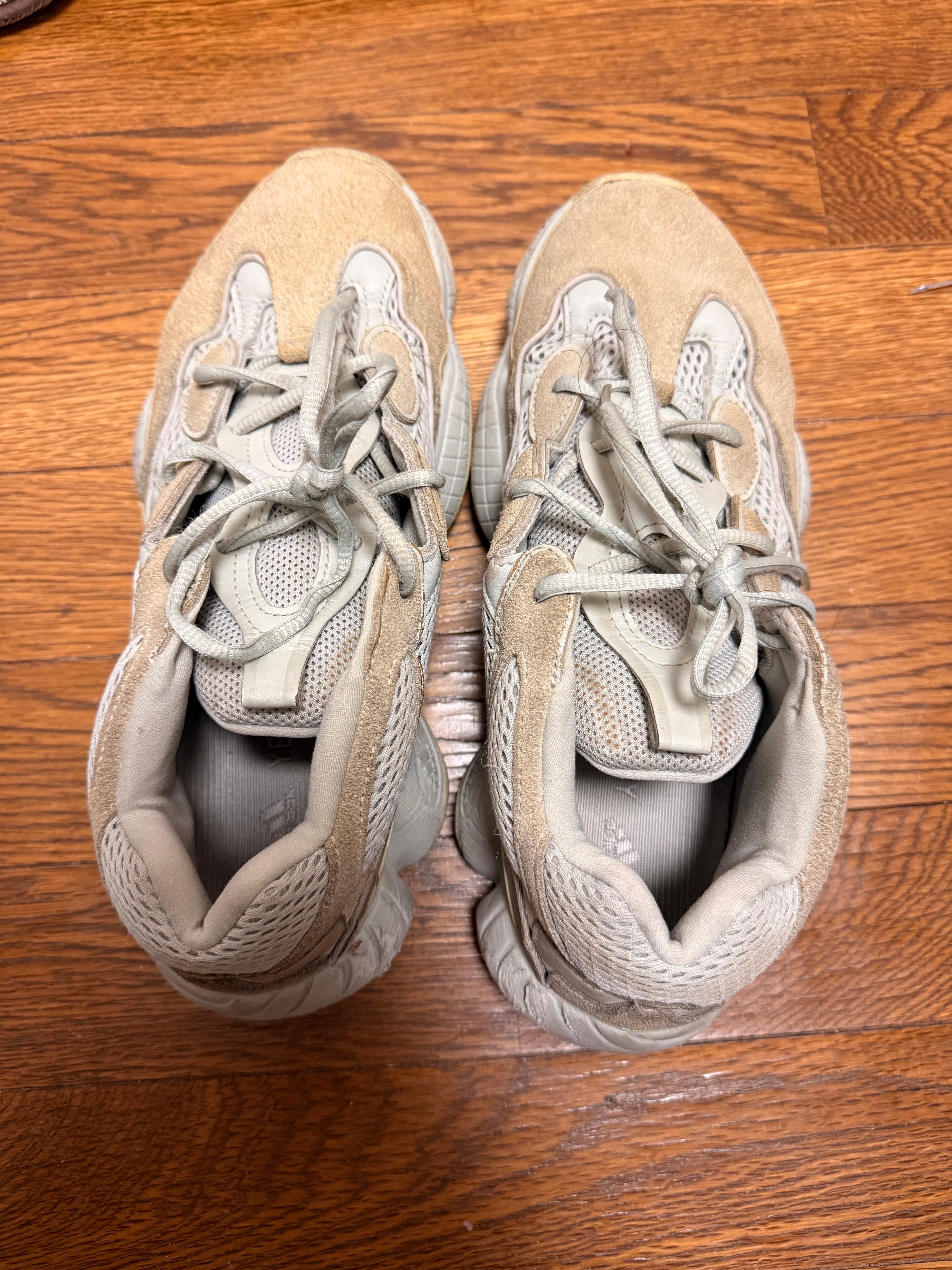 アディダス イージー500 "トープライト"