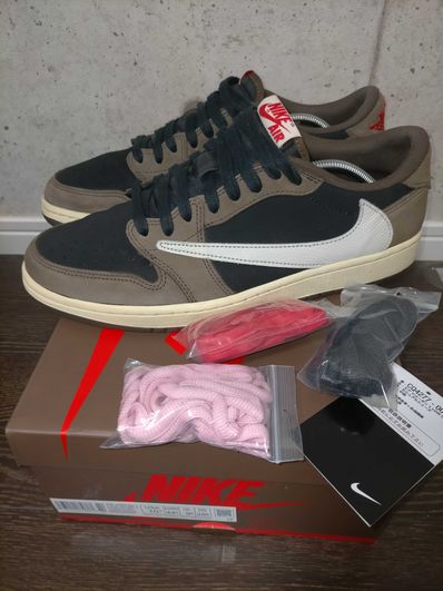 Travis Scott × Nike Air Jordan 1 Low OG SP-T "Black/Dark Mocha"