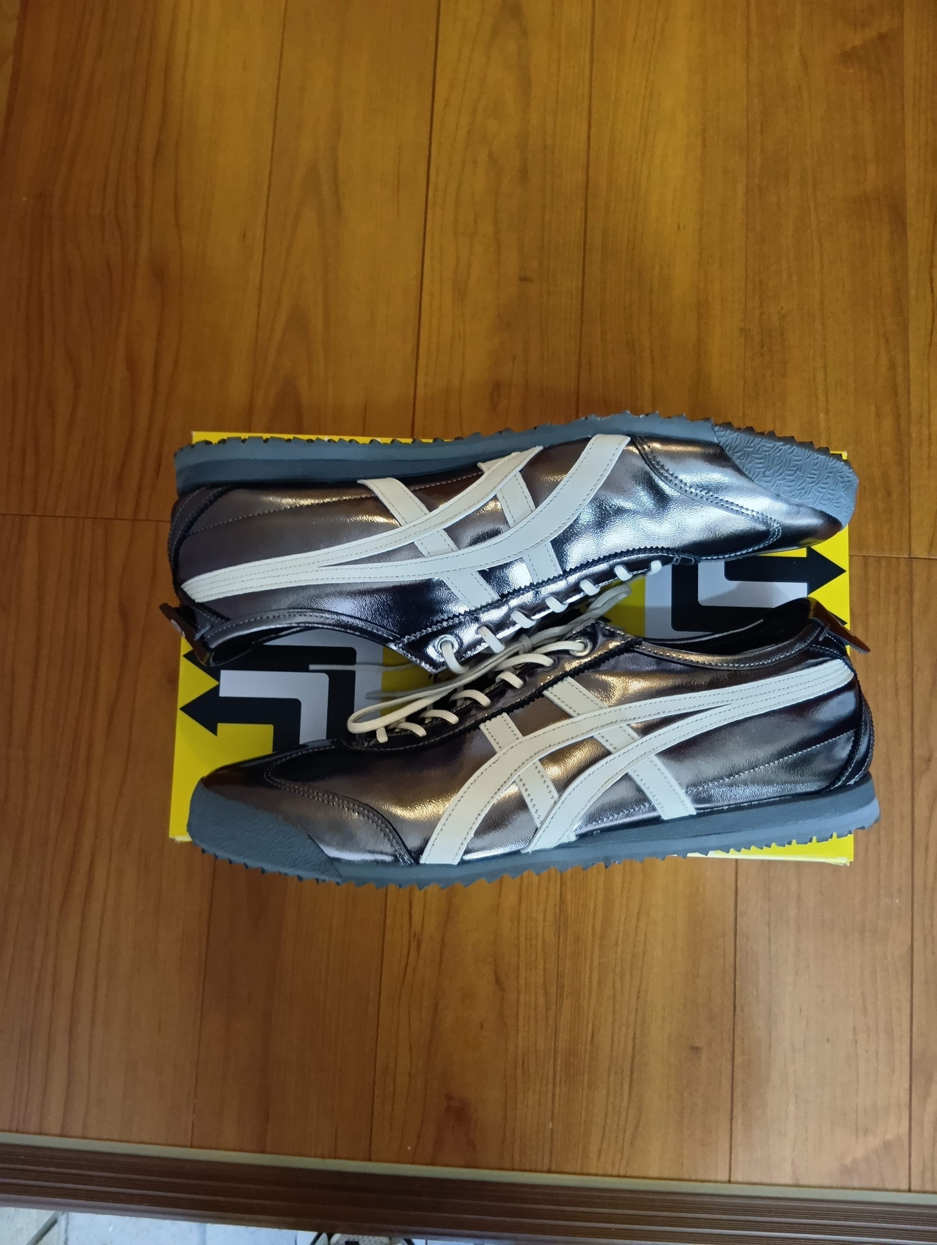 Onitsuka Tiger Mexico 66 SD "Metropolis/Cream"