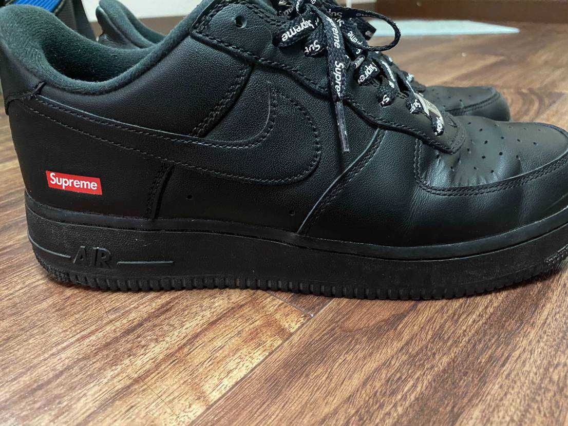 Supreme × Nike Air Force 1 Low "Black"