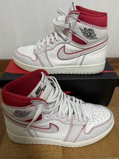Nike Air Jordan 1 Retro High OG "Sail/University Red"
