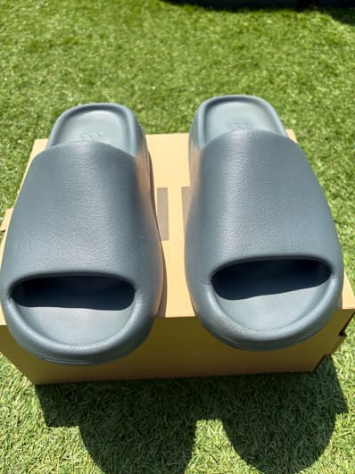 adidas YEEZY Slide "Slate Marine"