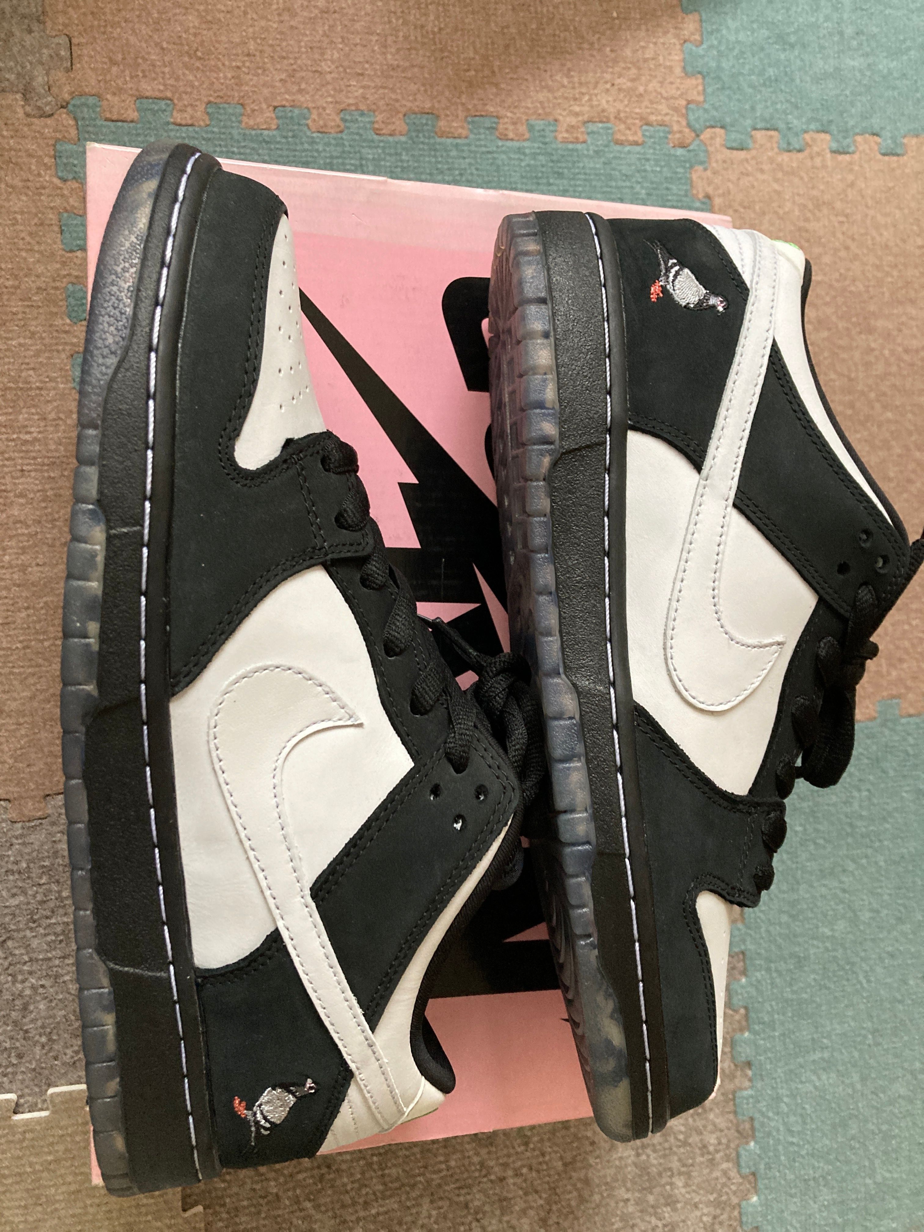 STAPLE × Nike SB Dunk Low "Pigeon Black/White"