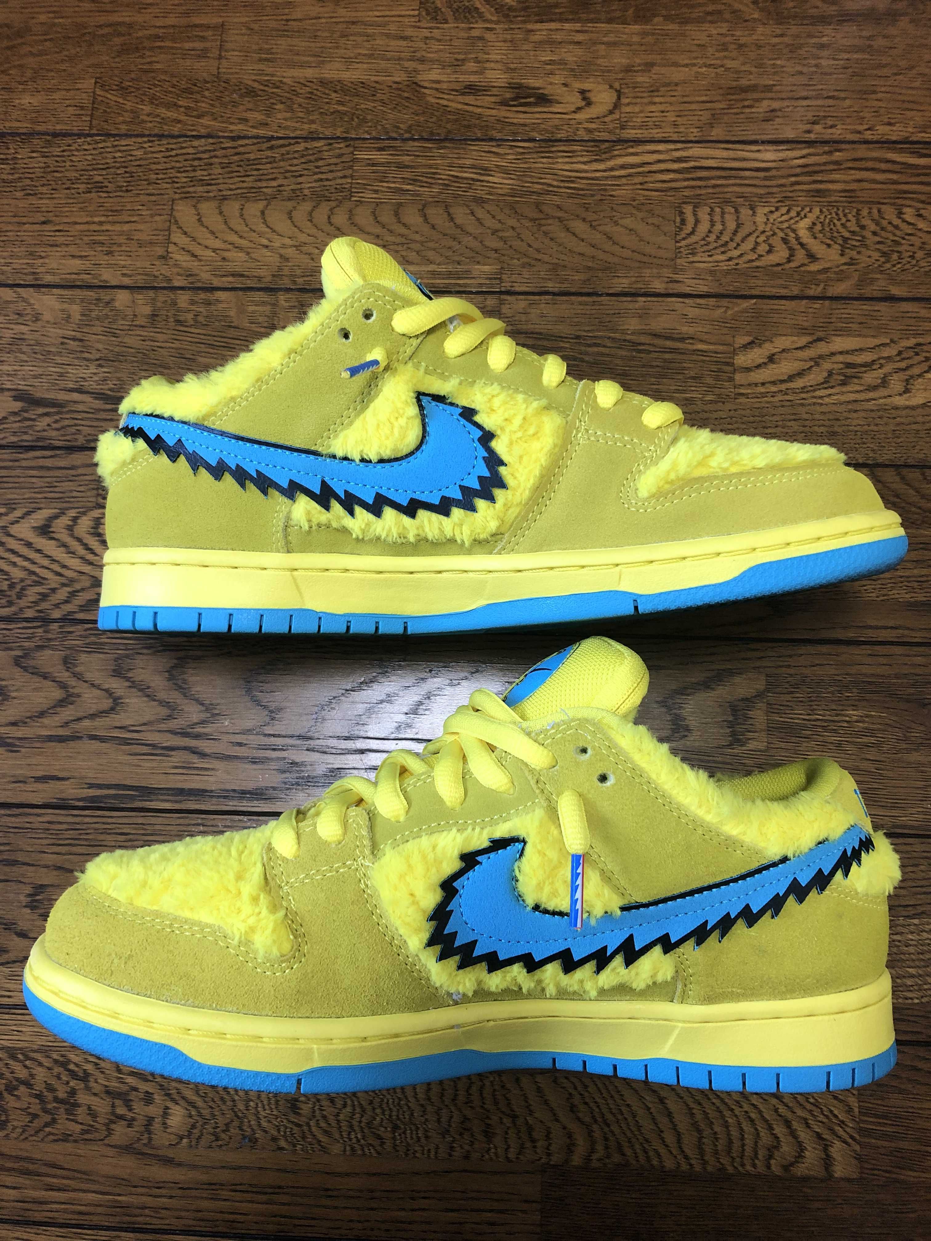 Grateful Dead × Nike SB Dunk Low "Yellow Bear"