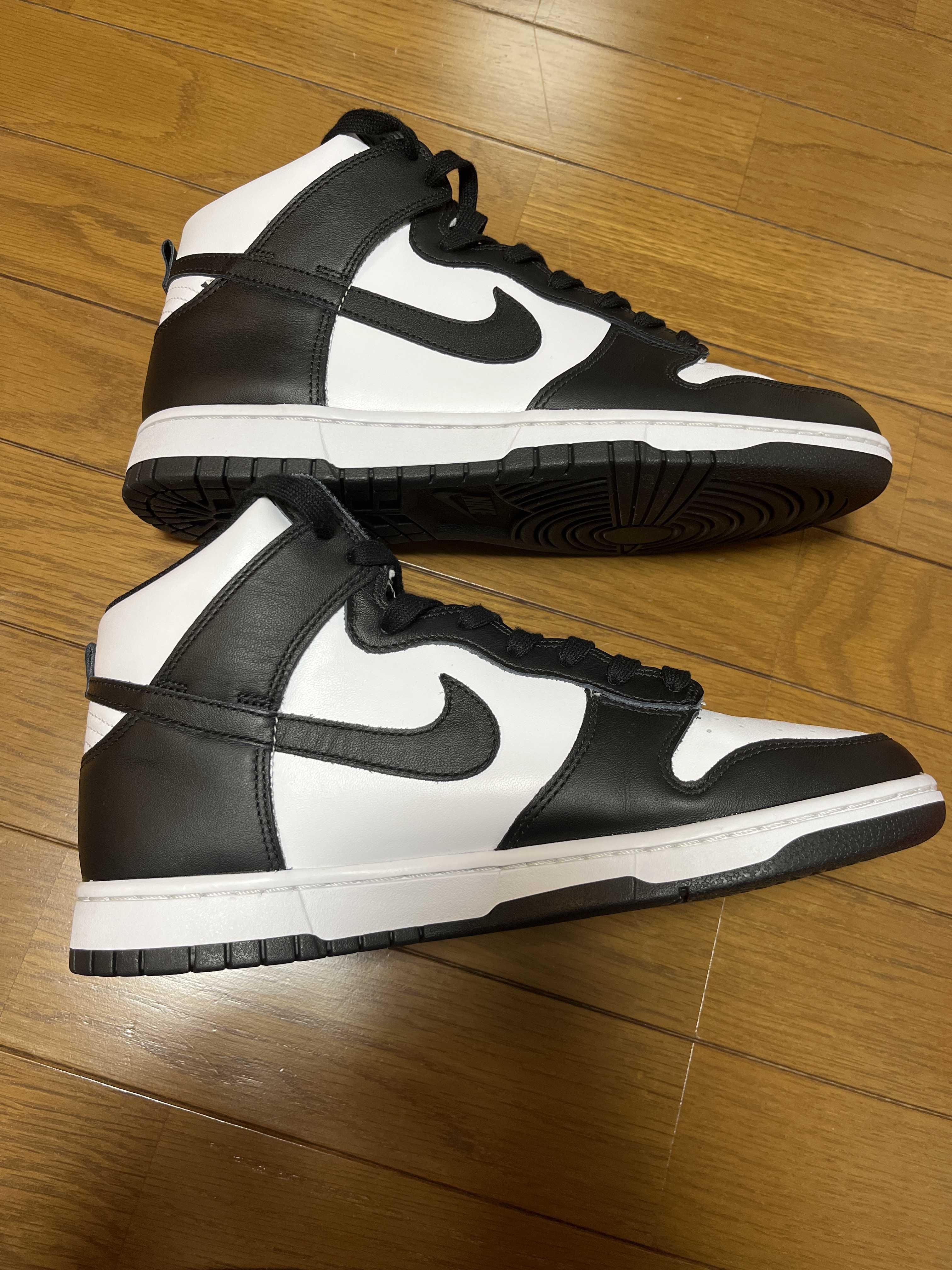 Nike Dunk High "Black and White"