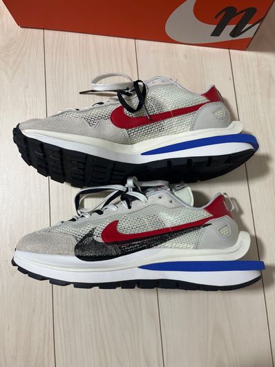 sacai × Nike Vapor Waffle "Royal Fuchsia"