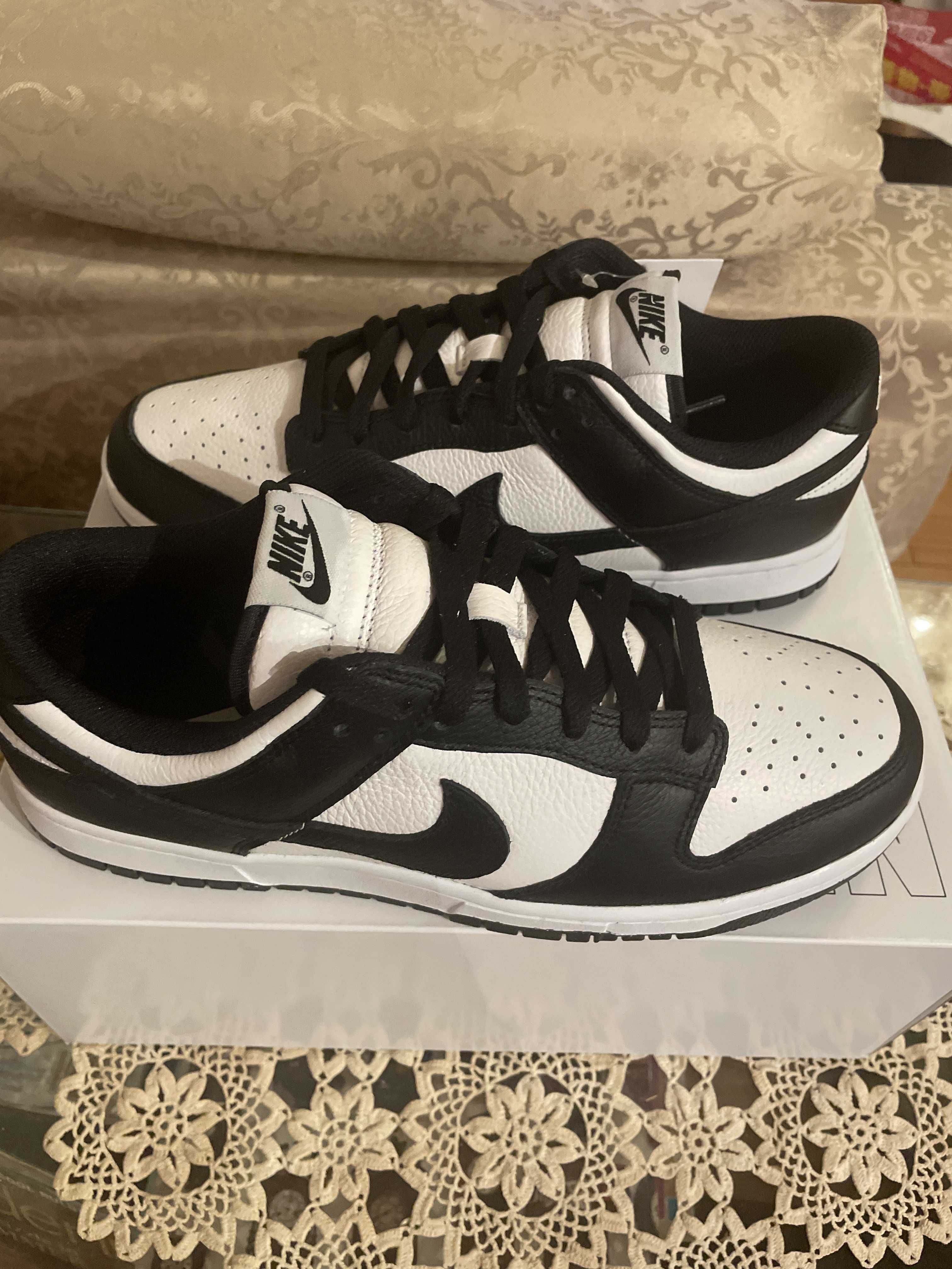 Nike Dunk Low Retro "Panda/White/Black"