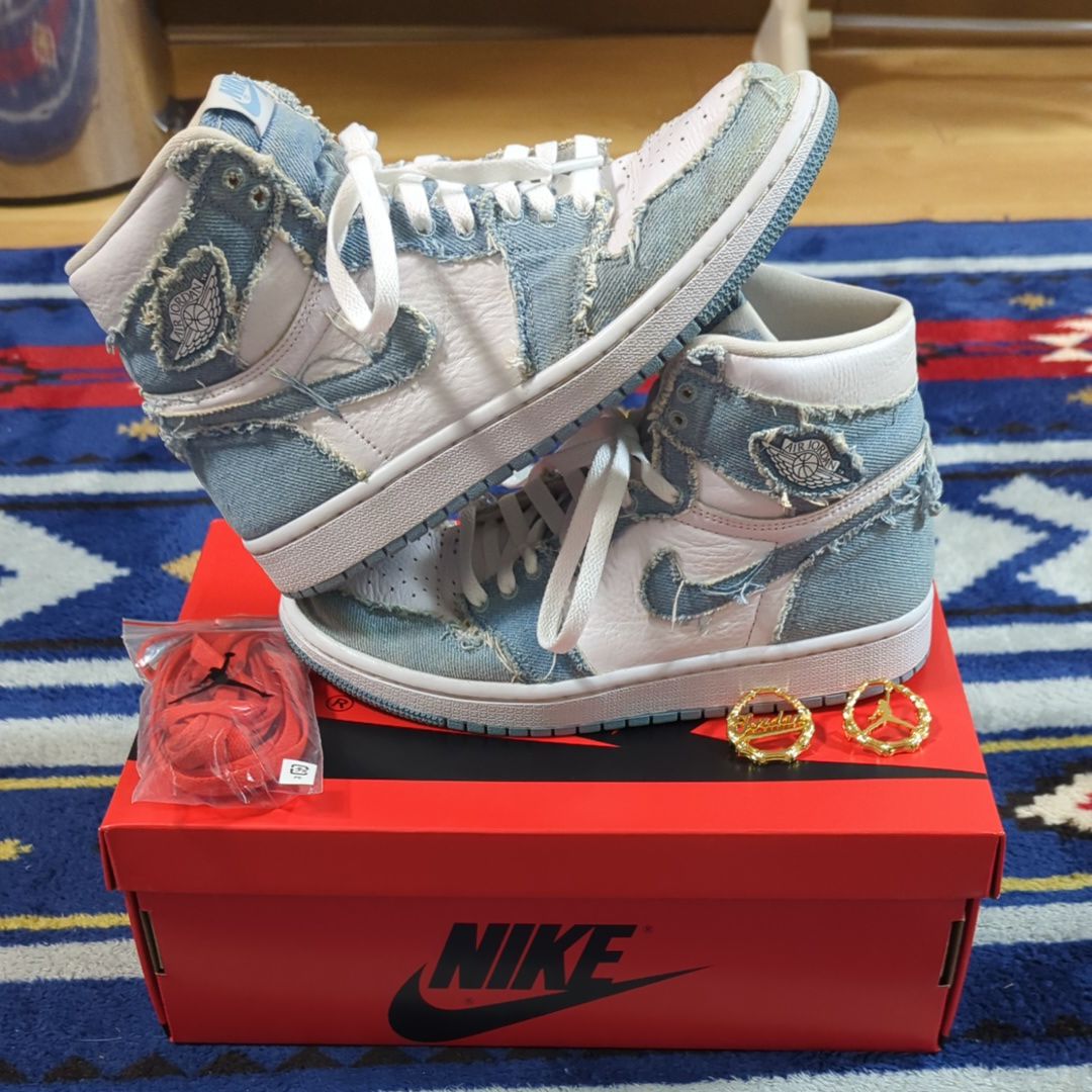 Nike Women's Air Jordan 1 High OG "Denim"